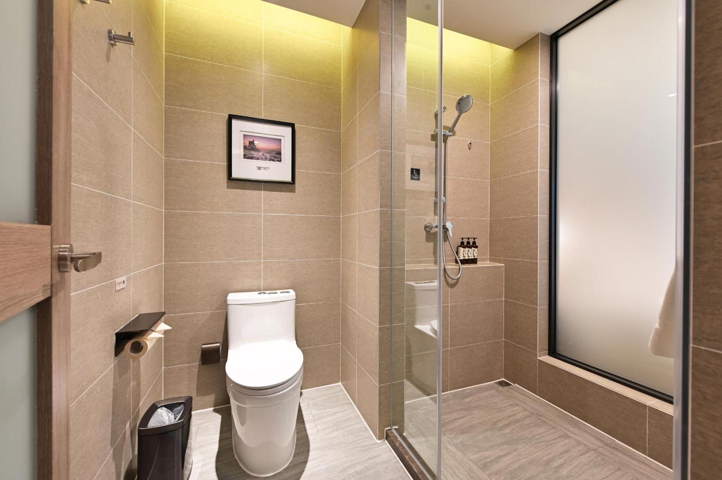 Elegant Double Room photo 3