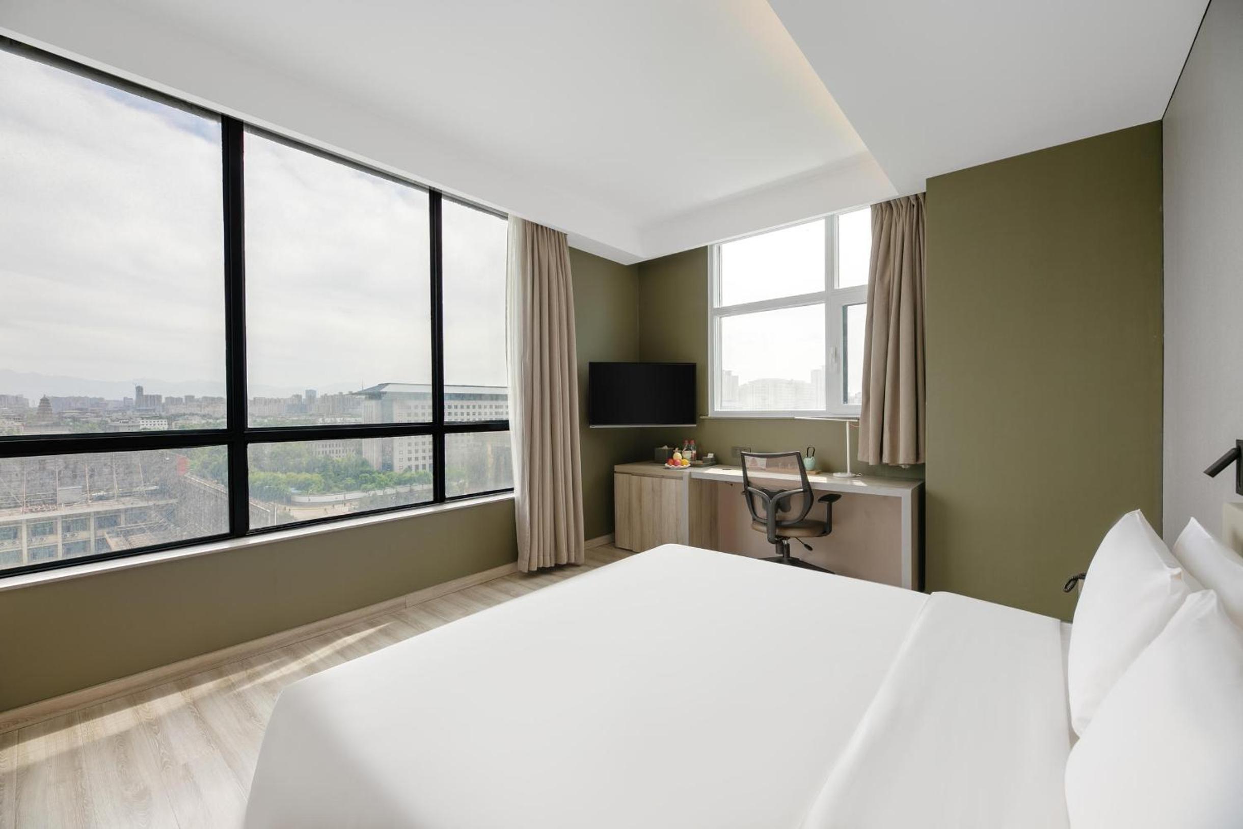Superior Double Room With City View