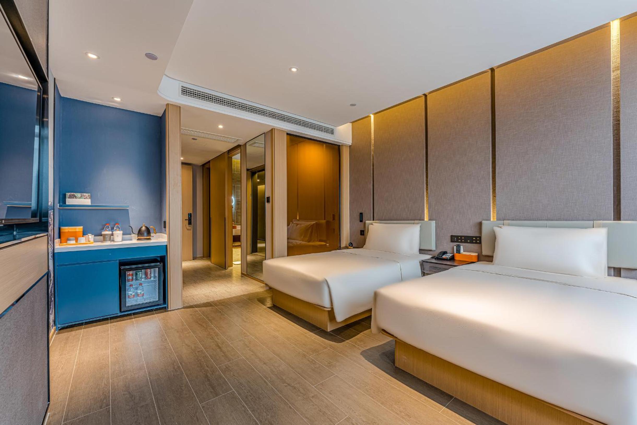 Deluxe Twin Room  photo 1
