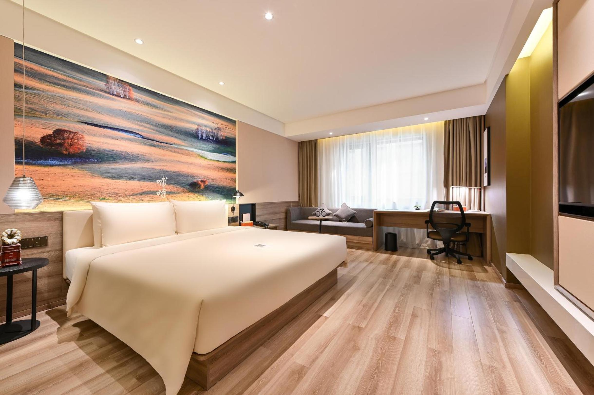 Elegant Double Room photo 1