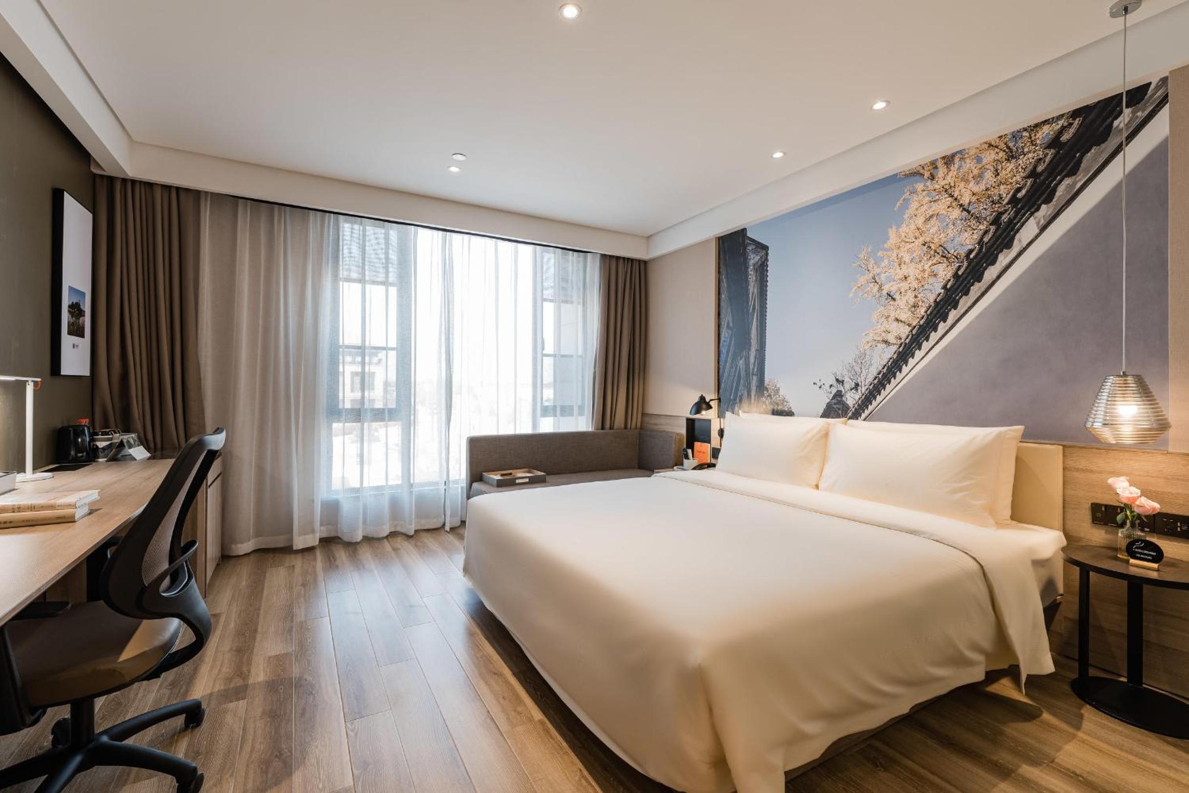Elegant Double Room photo 1