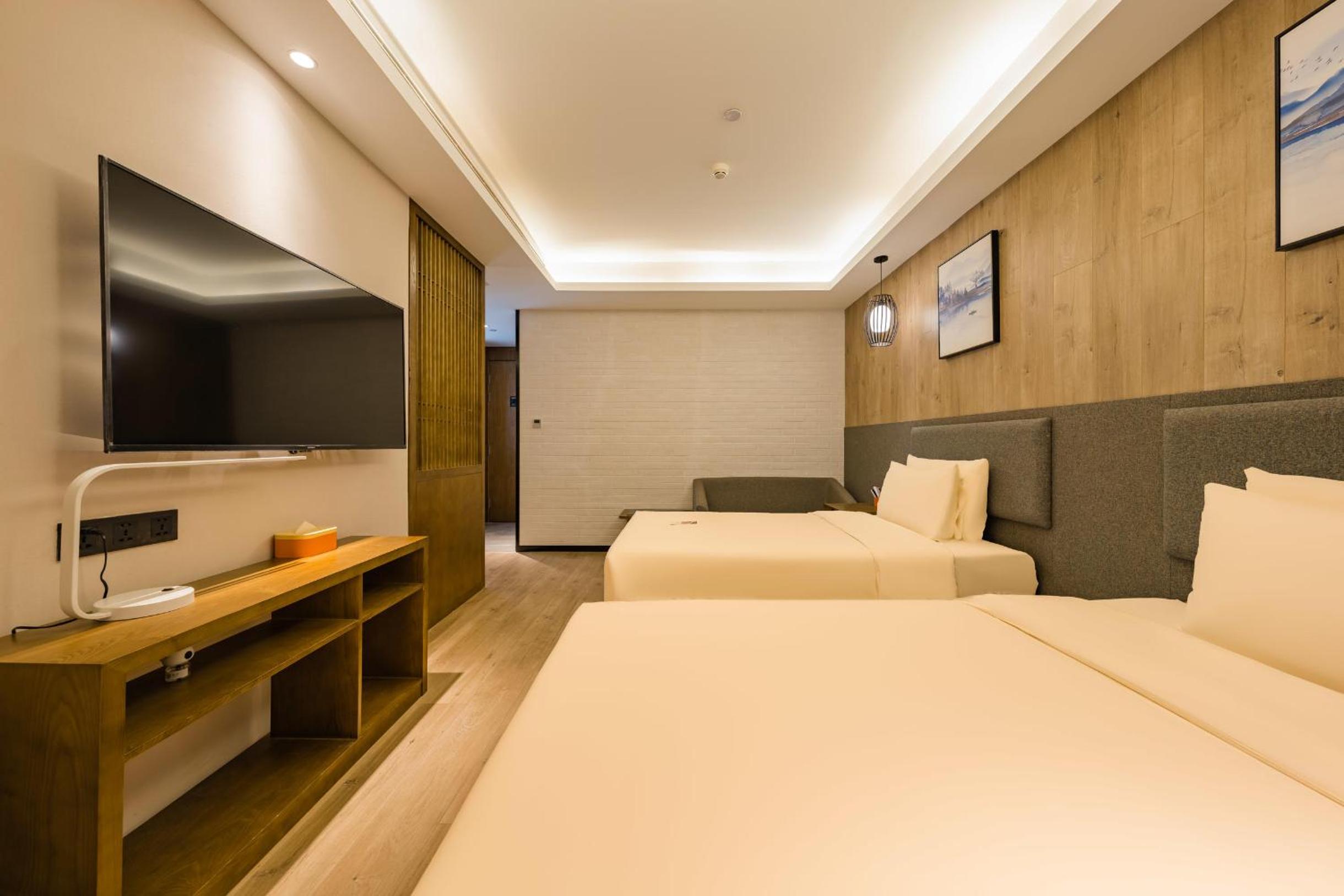 Standard Twin Room  - Photo 2