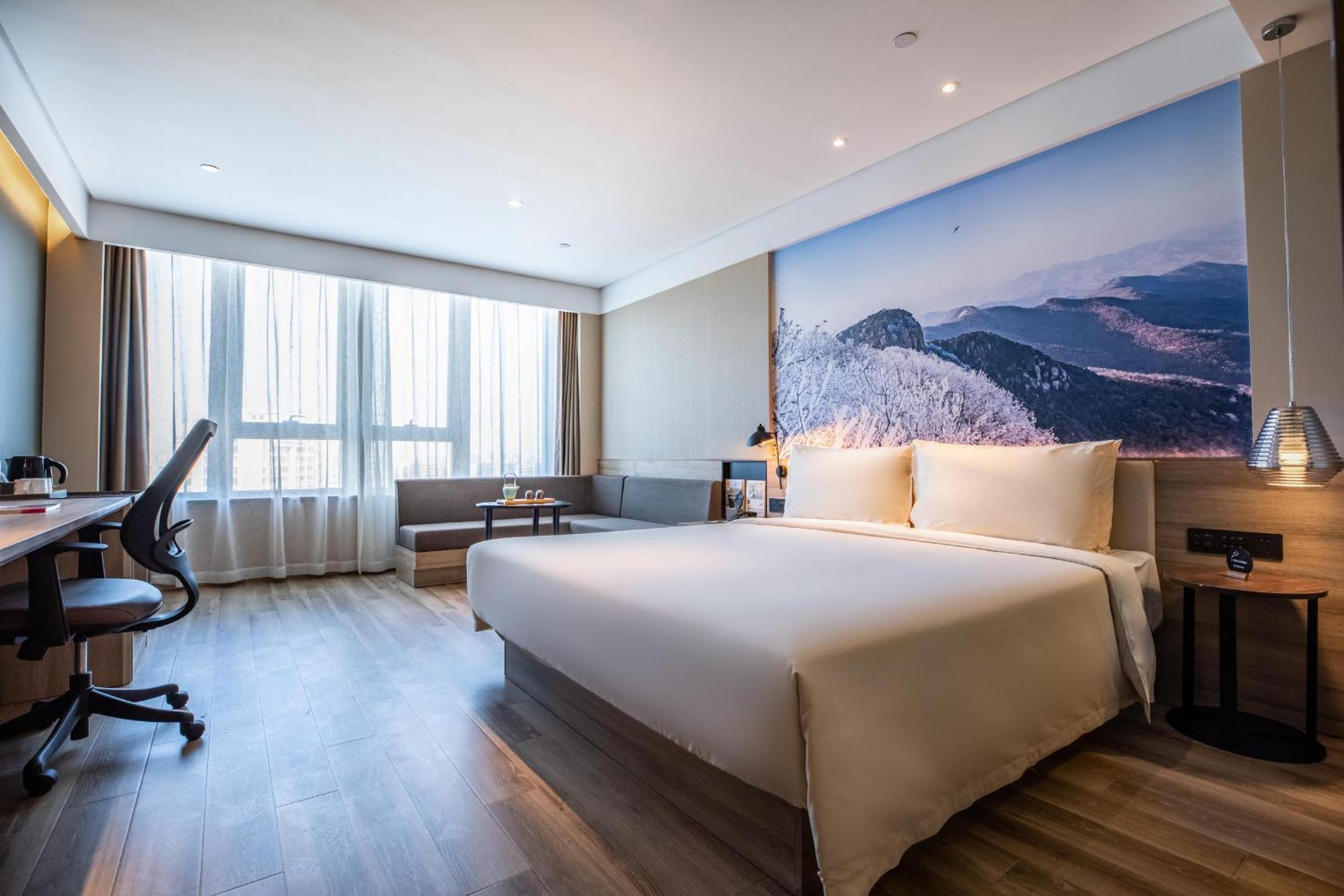 Elegant Double Room photo 1