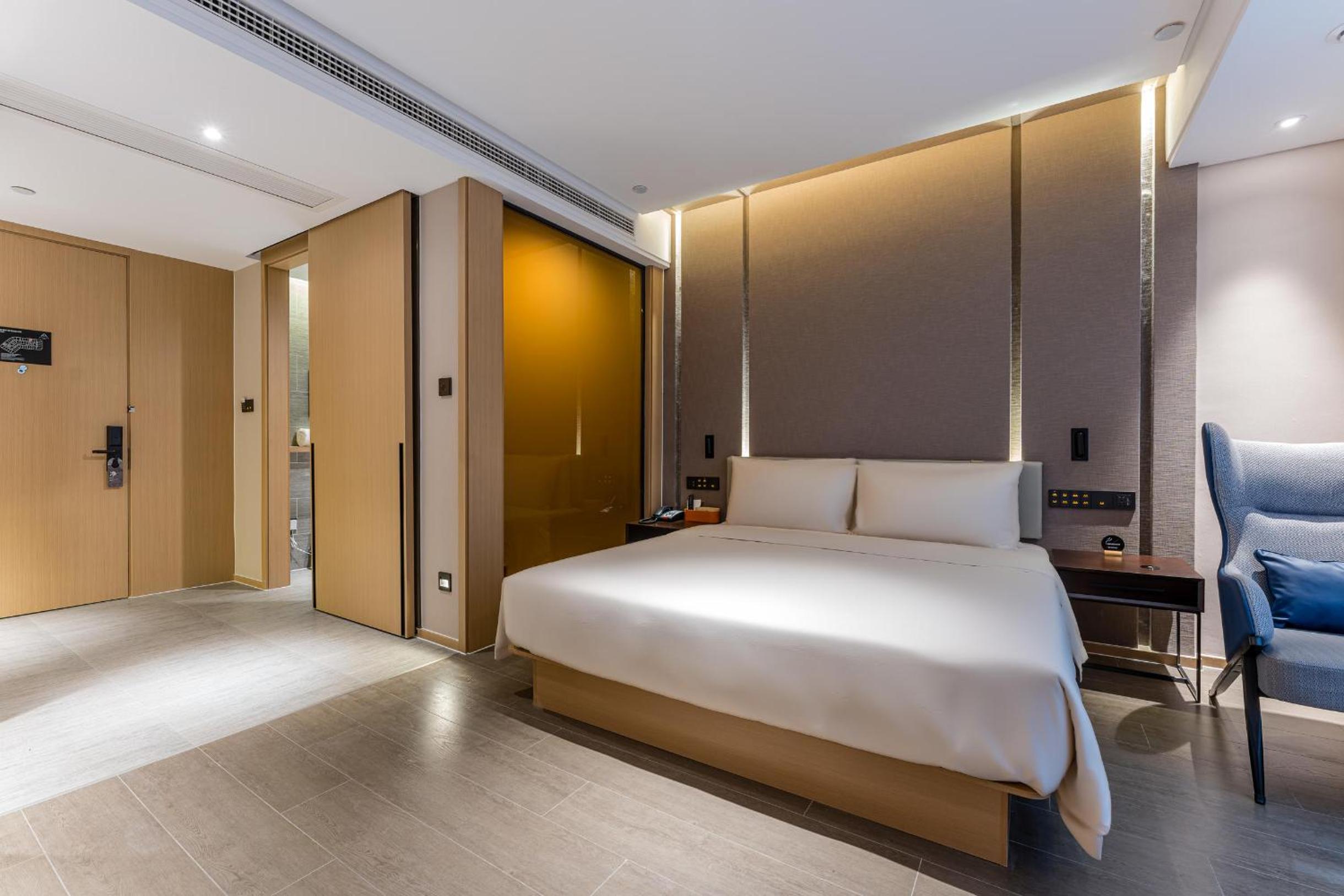 Elegant Double Room photo 1