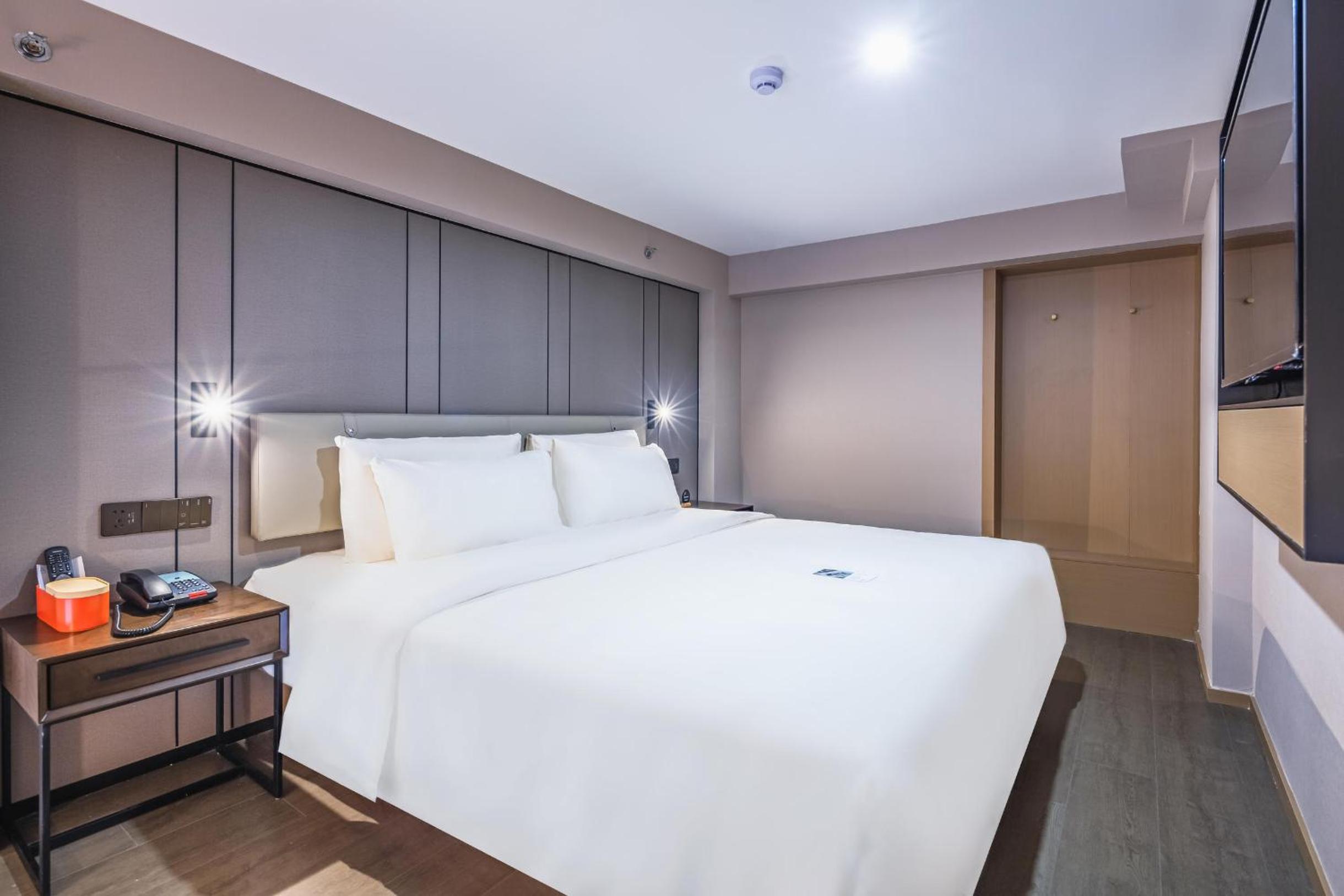 Deluxe Loft Double Room