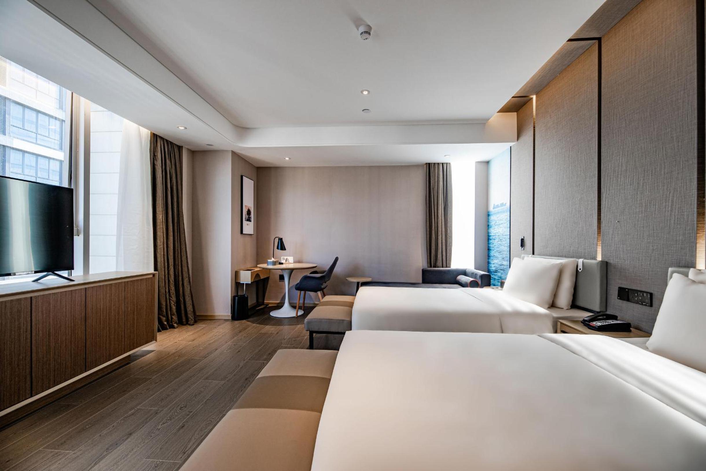 Deluxe Twin Room  photo 1