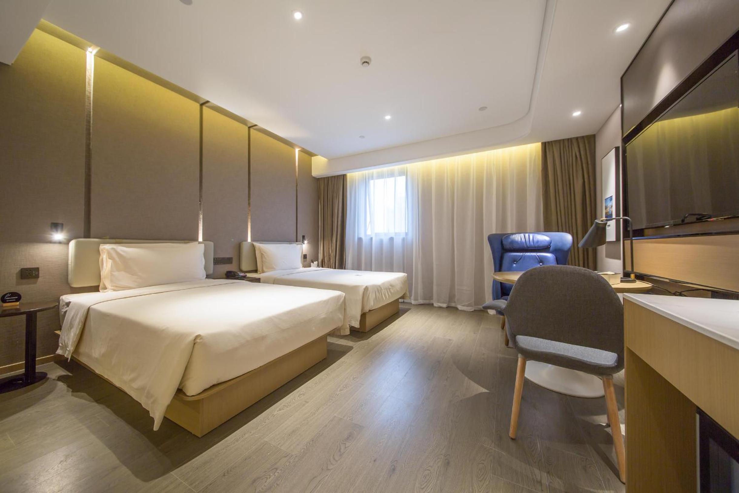 Deluxe Twin Room  photo 1