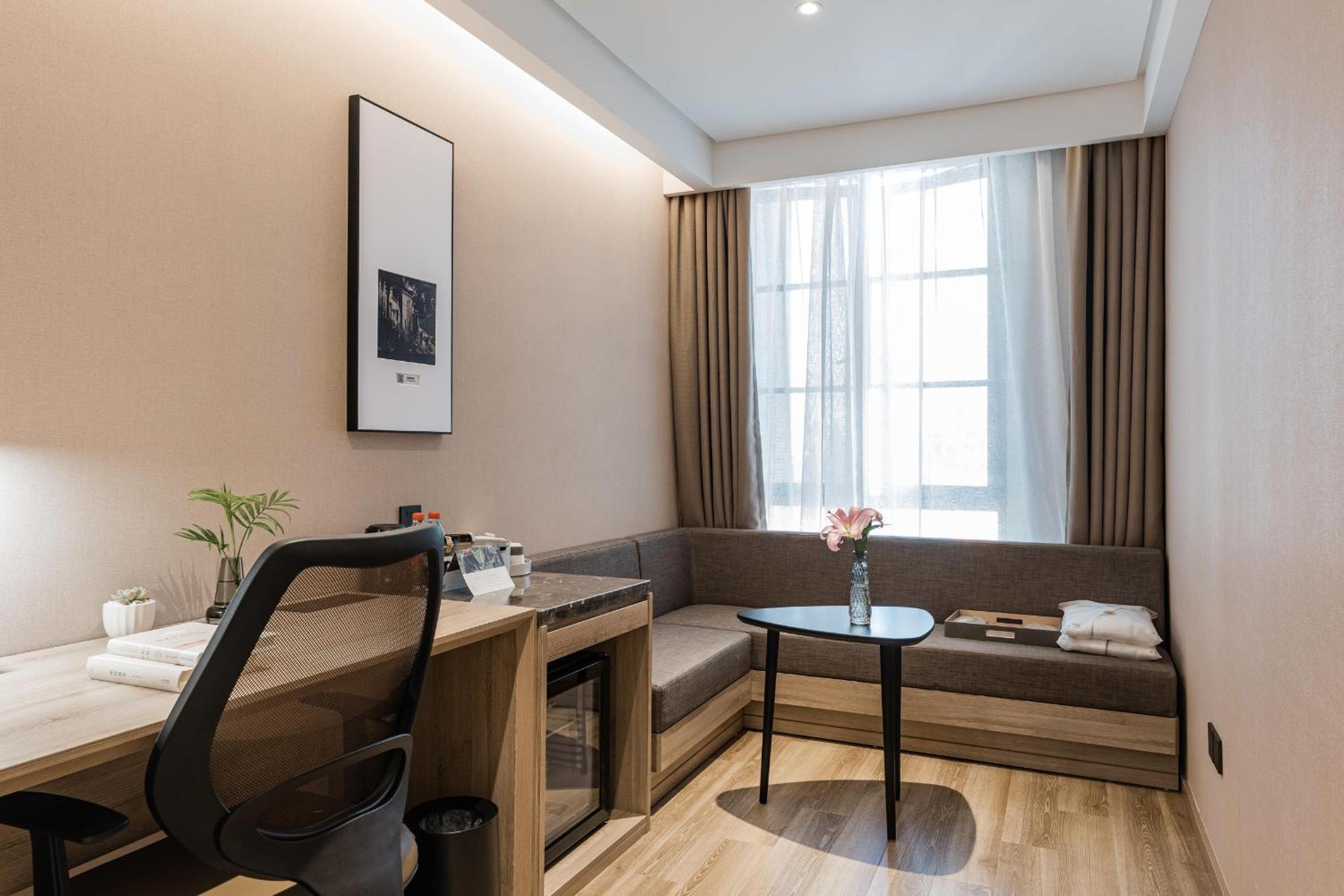 Deluxe Suite  photo 1