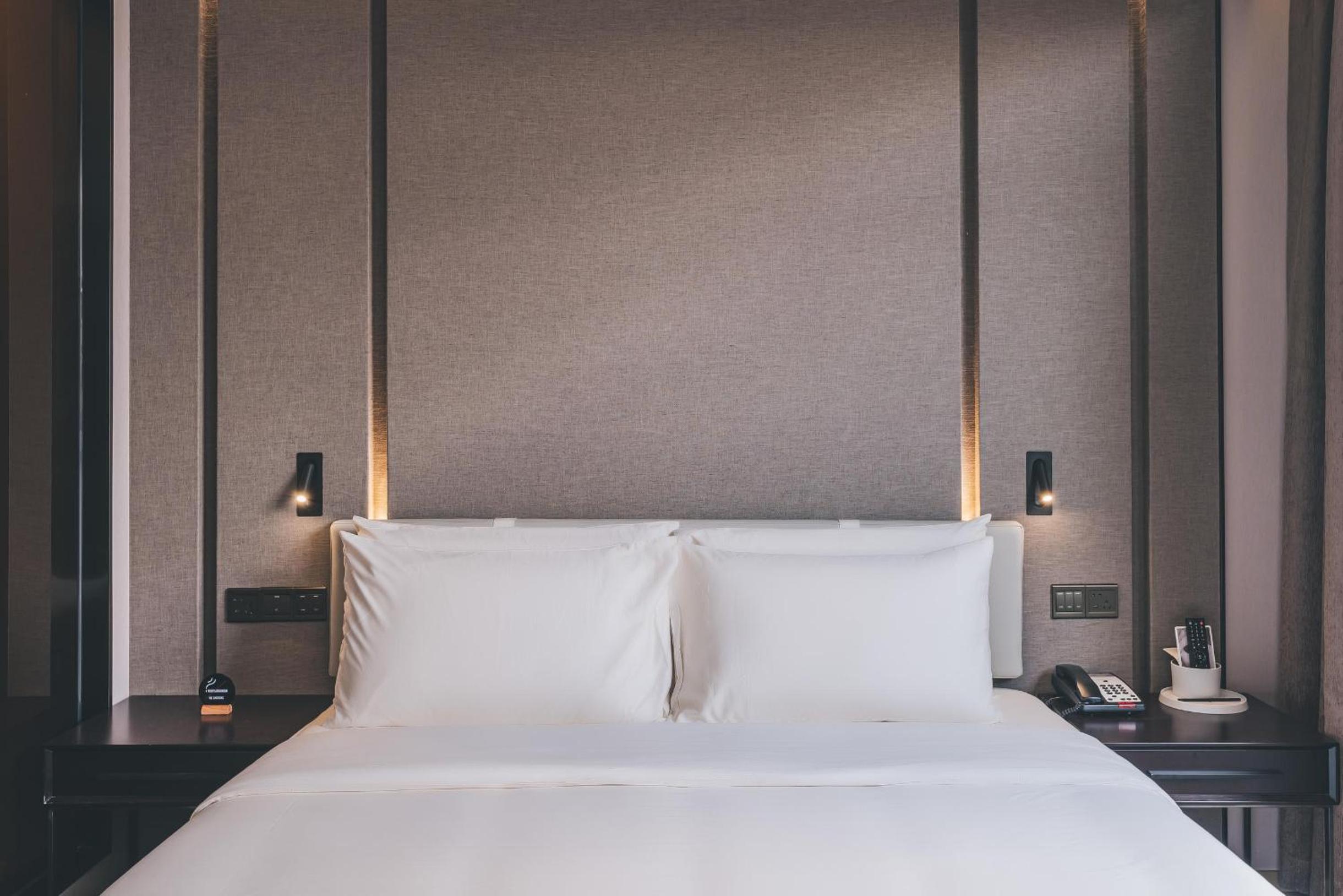 Superior Double Room with City View  - Photo 3