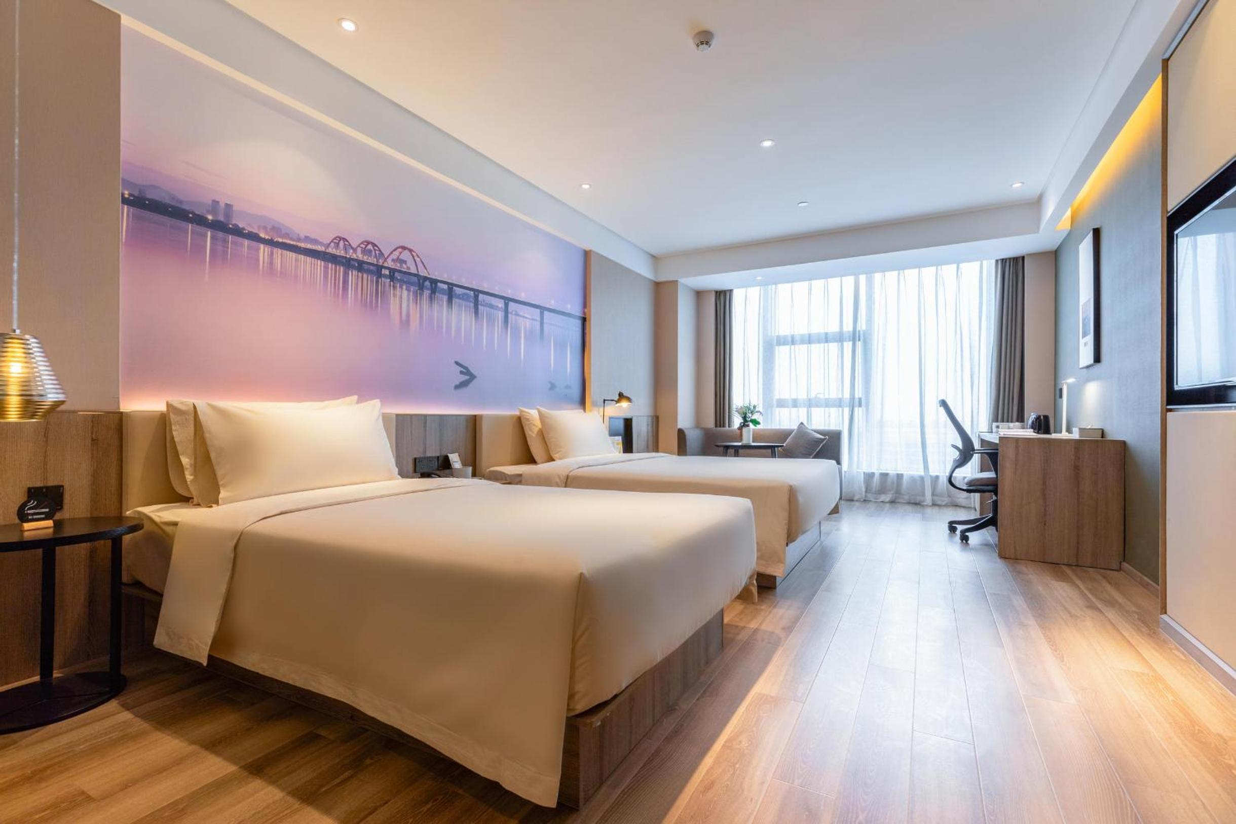 Elegant Twin Room