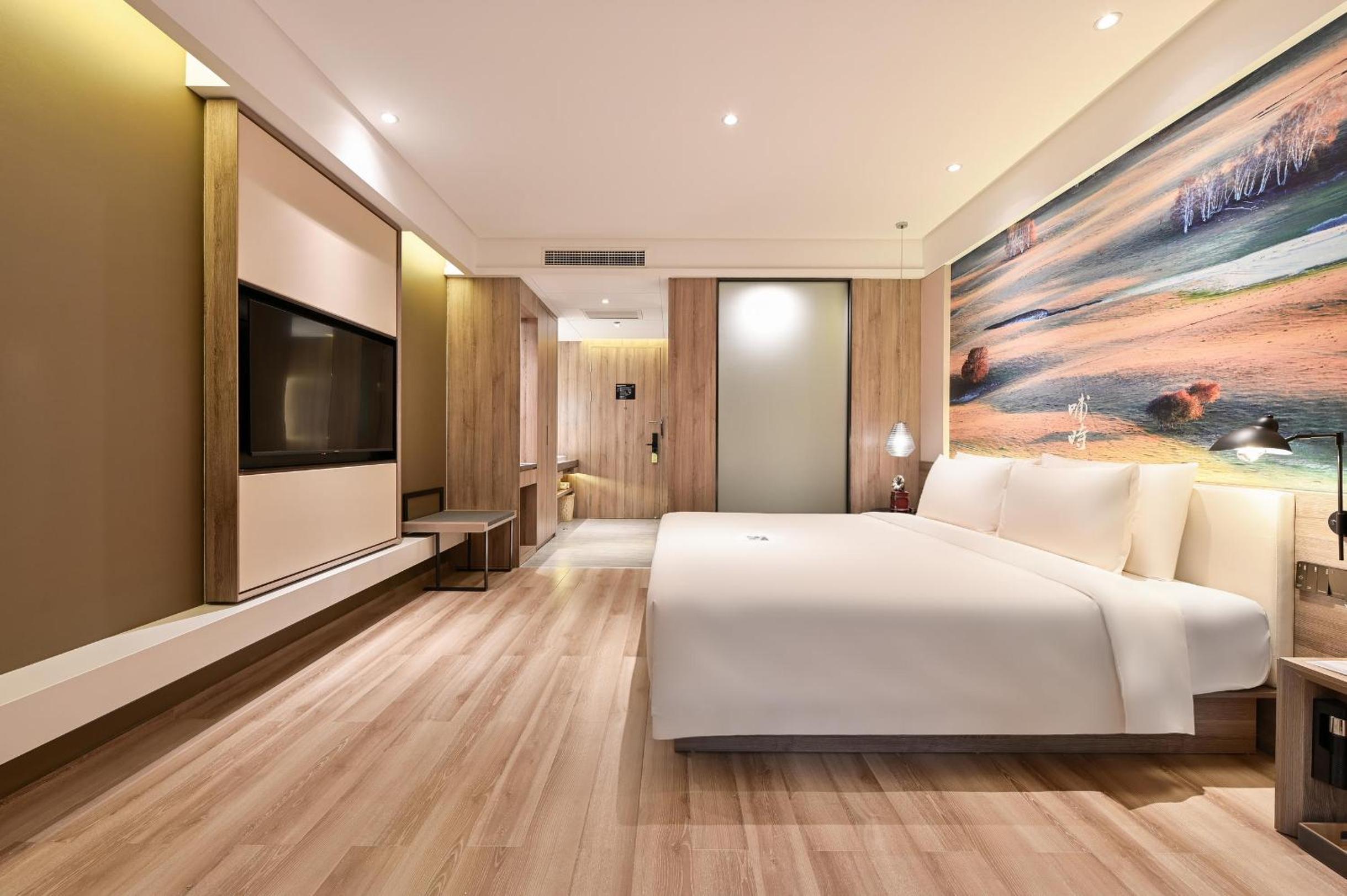 Elegant Double Room photo 2