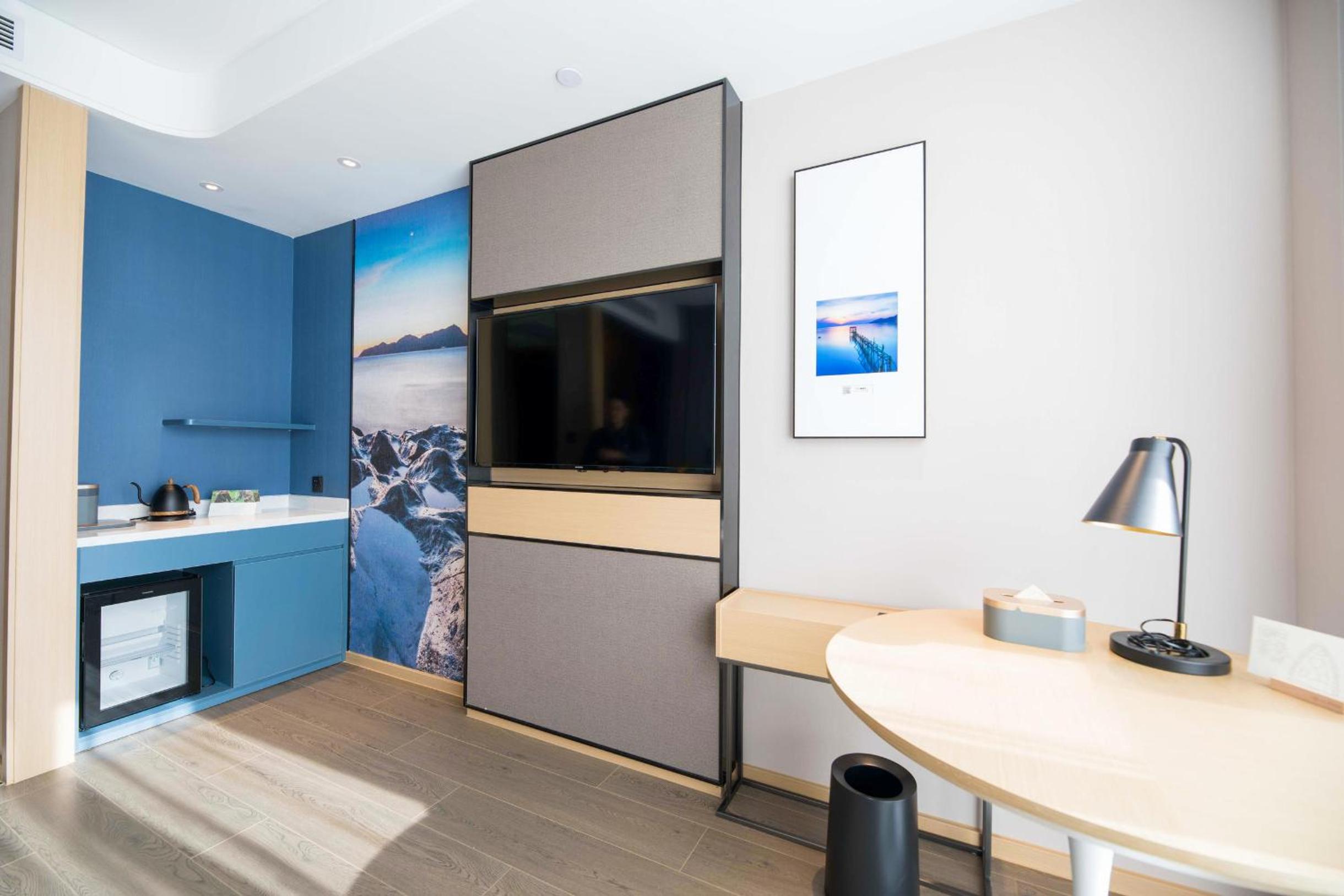 Elegant Double Room photo 2