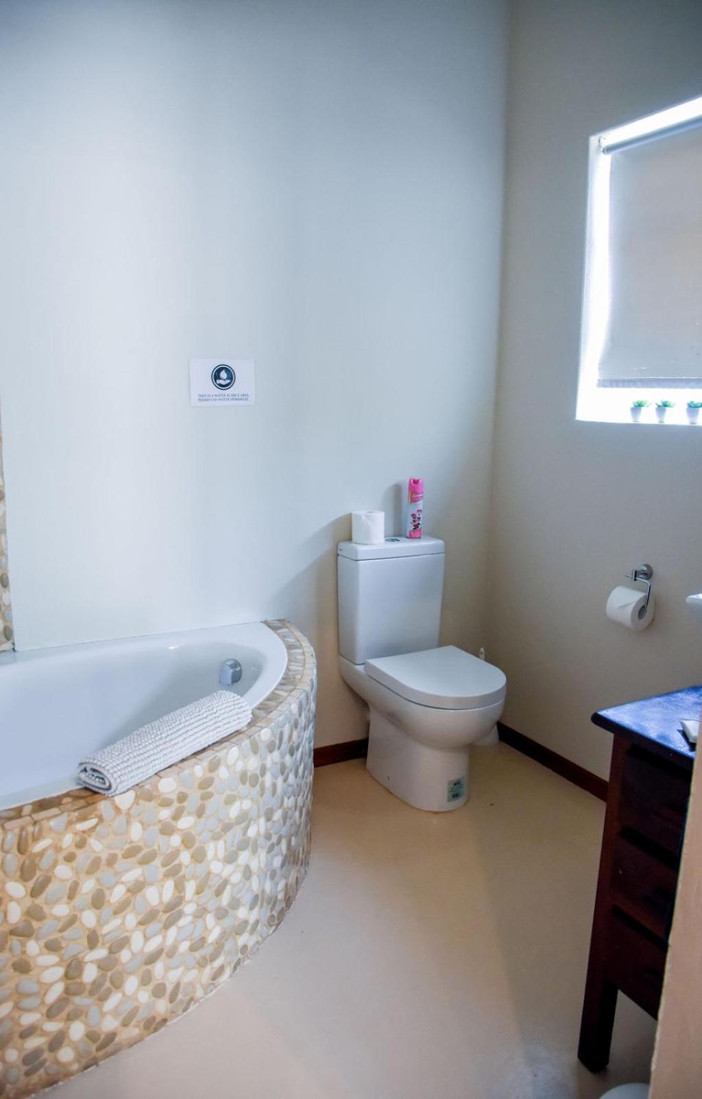 Family Room - Photo 13