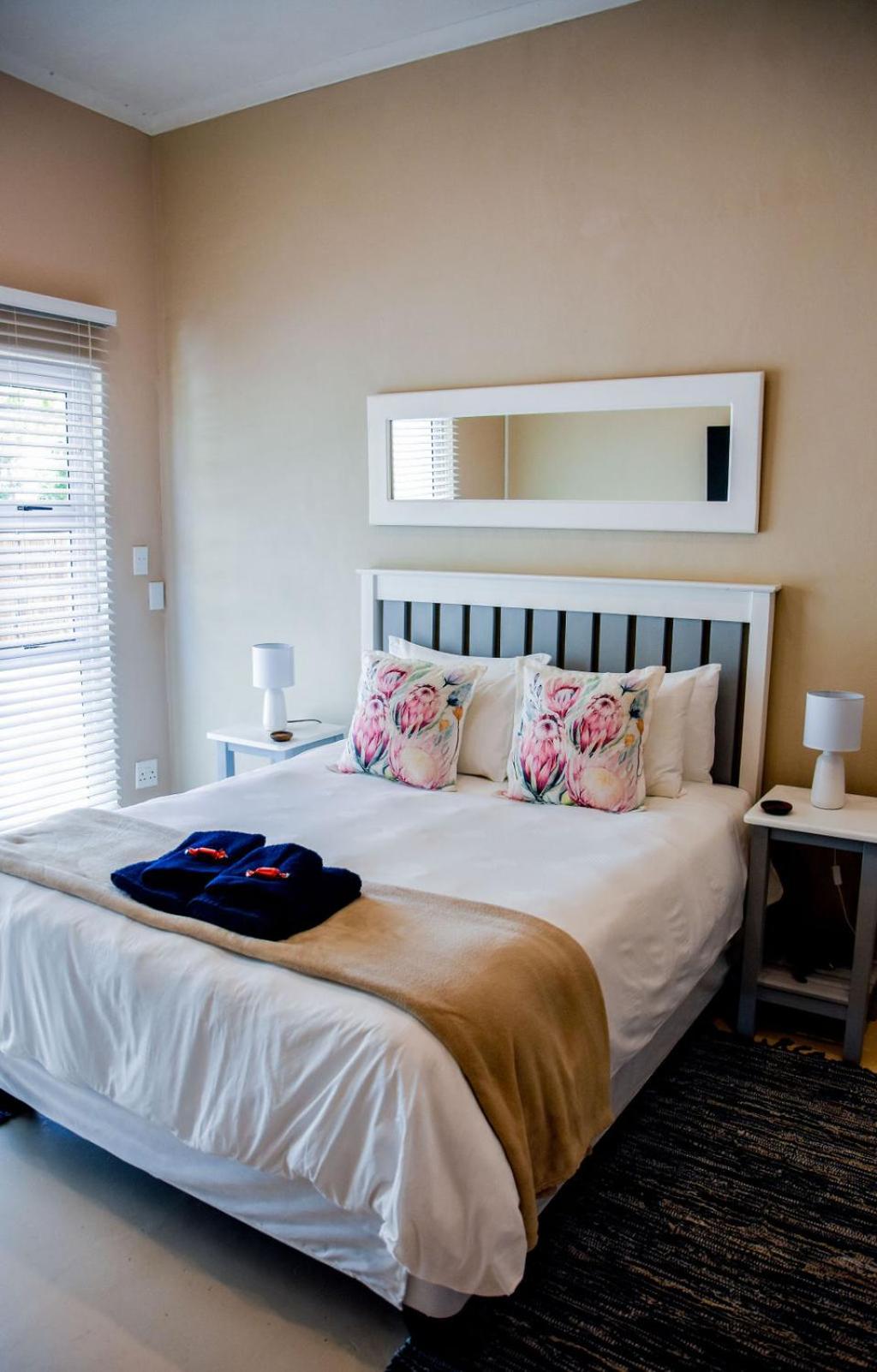 Family Room - Photo 14