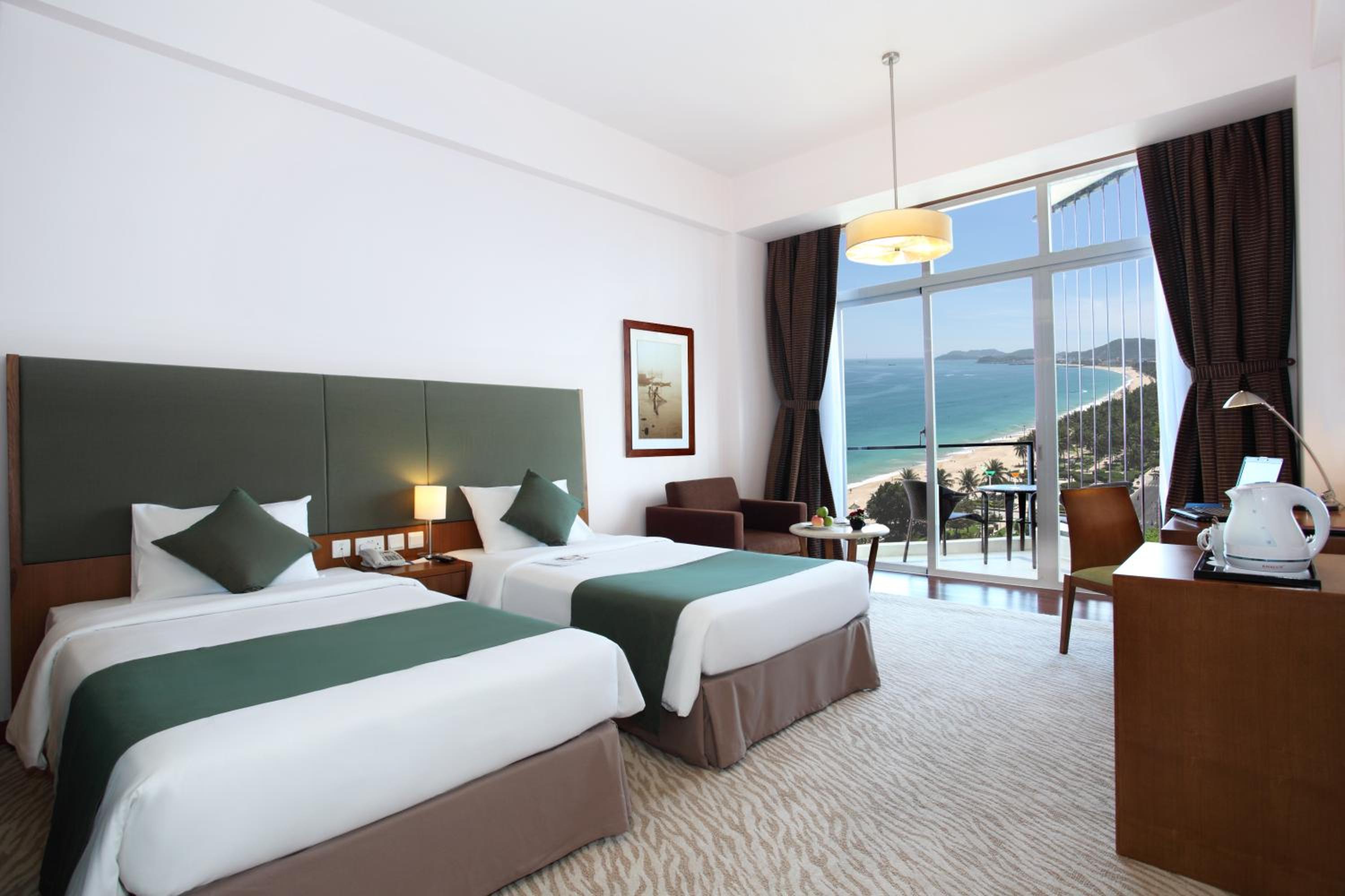 Standard Twin Room - Photo 10