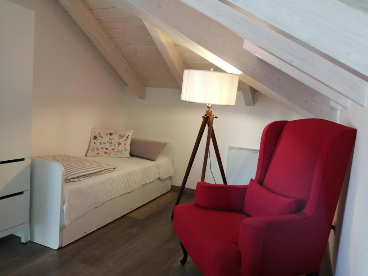 Apartment with Lake View - Photo 35