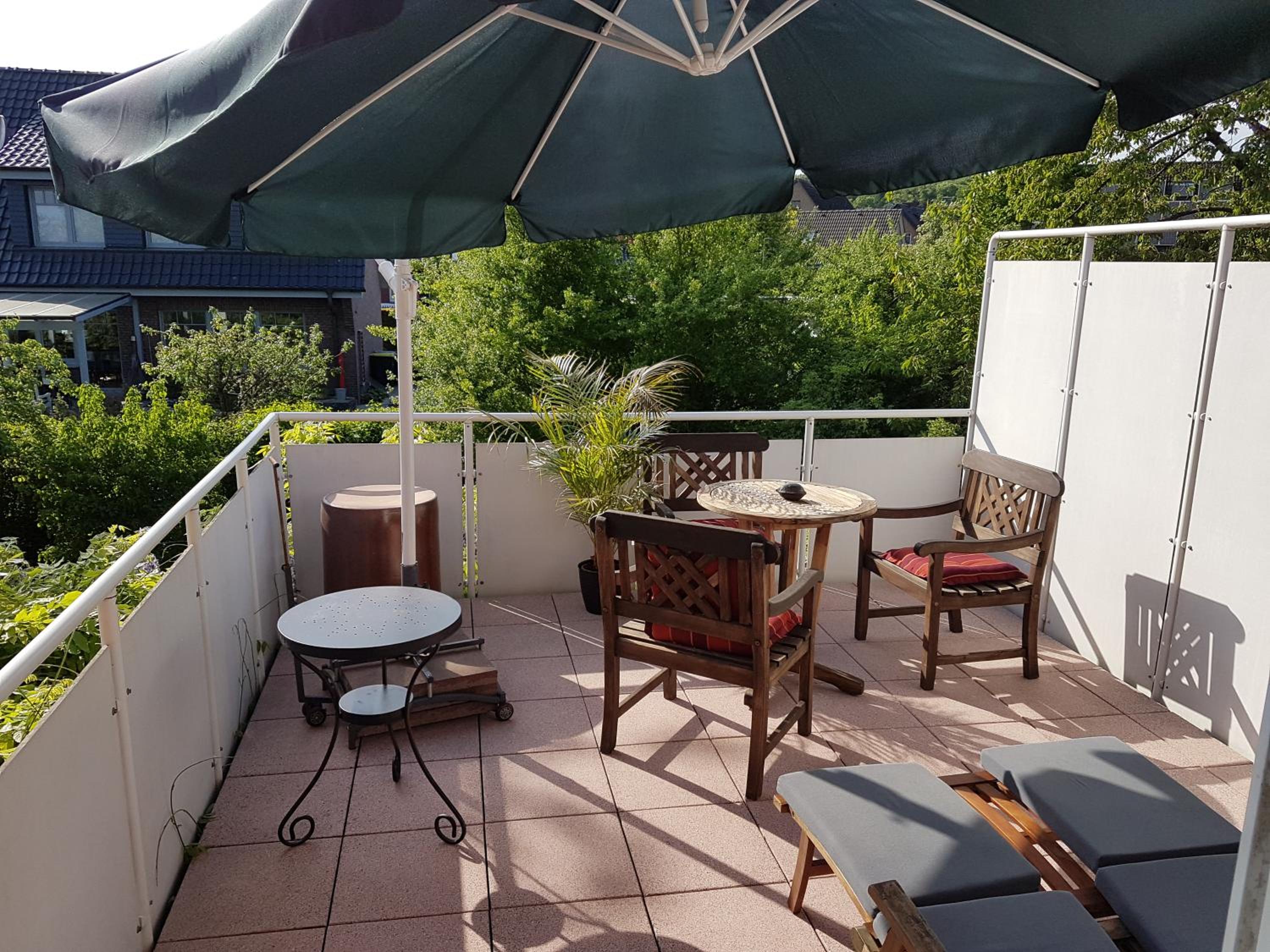 Apartment with Garden View - Photo 16