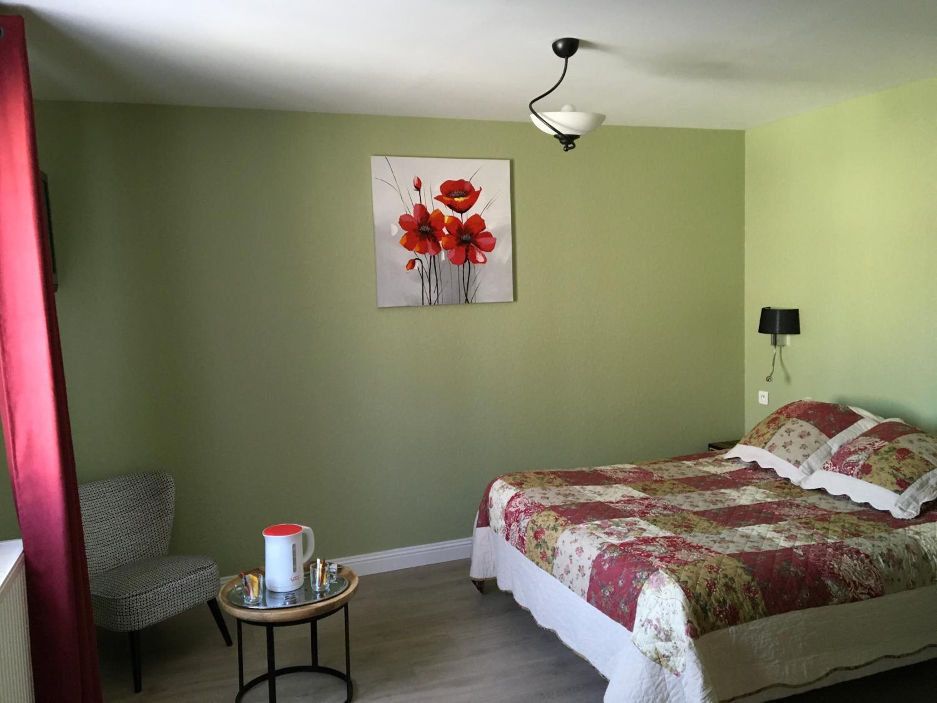 Family Room (6 Adults) photo 1
