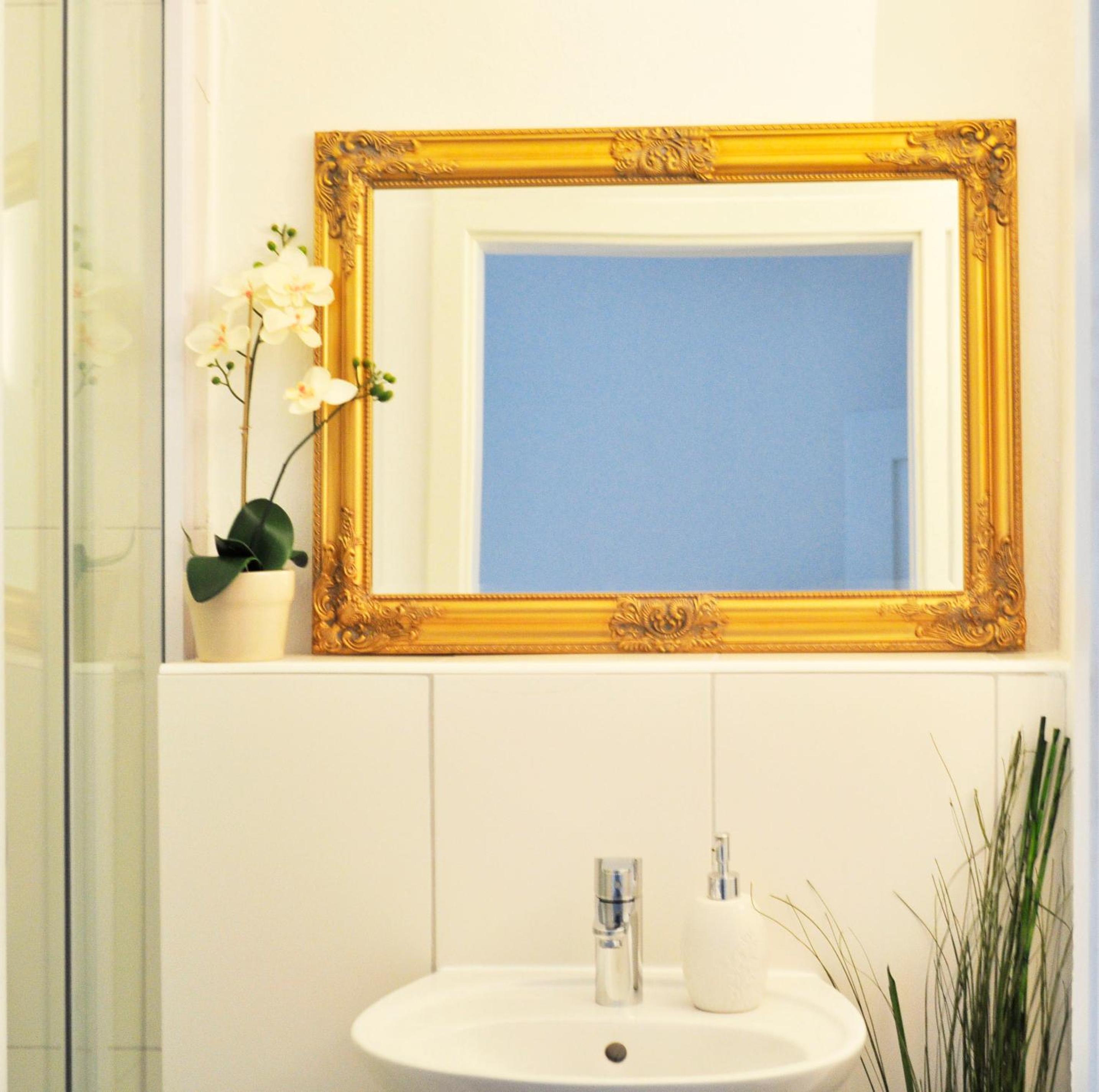 Quadruple Room with Shared Bathroom photo 3
