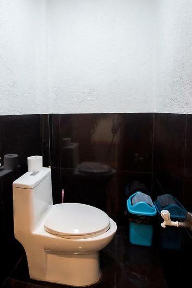 Double Room - Photo 10