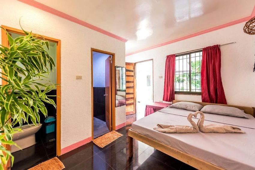 Double Room - Photo 8