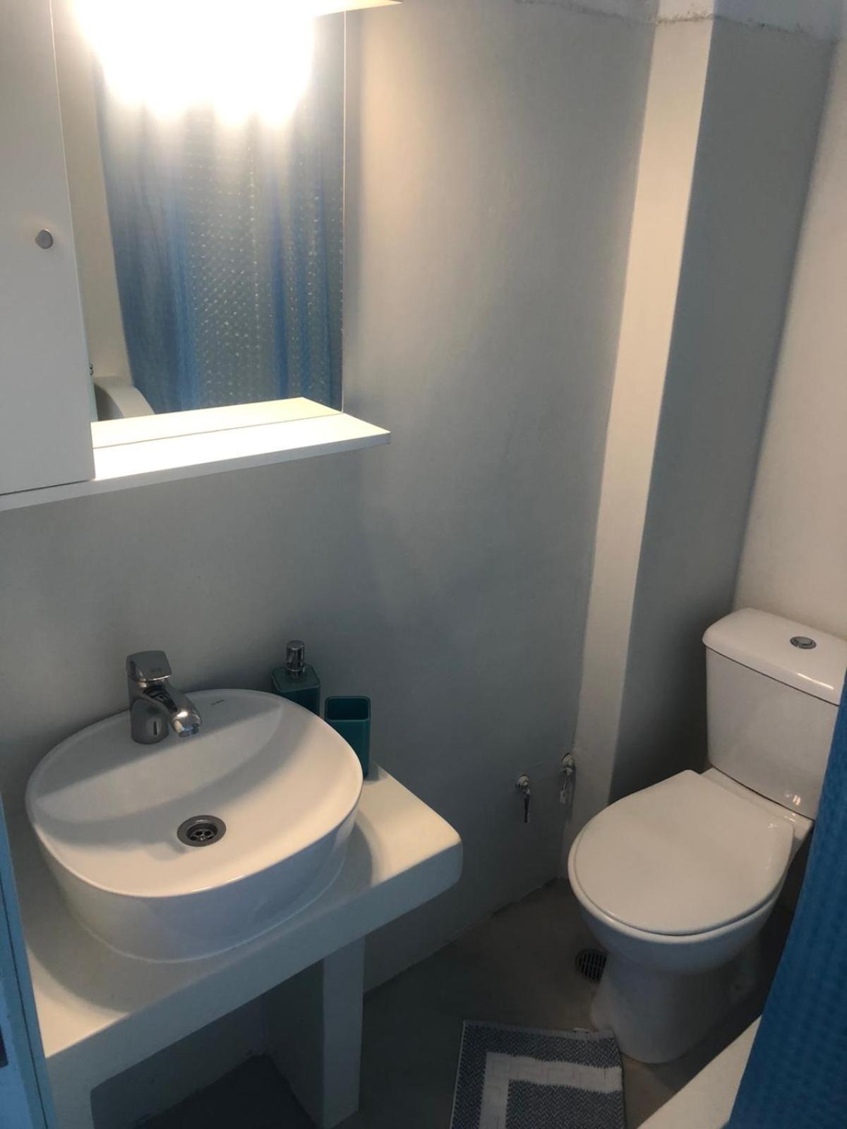 Twin Room with Sea View - Photo 3