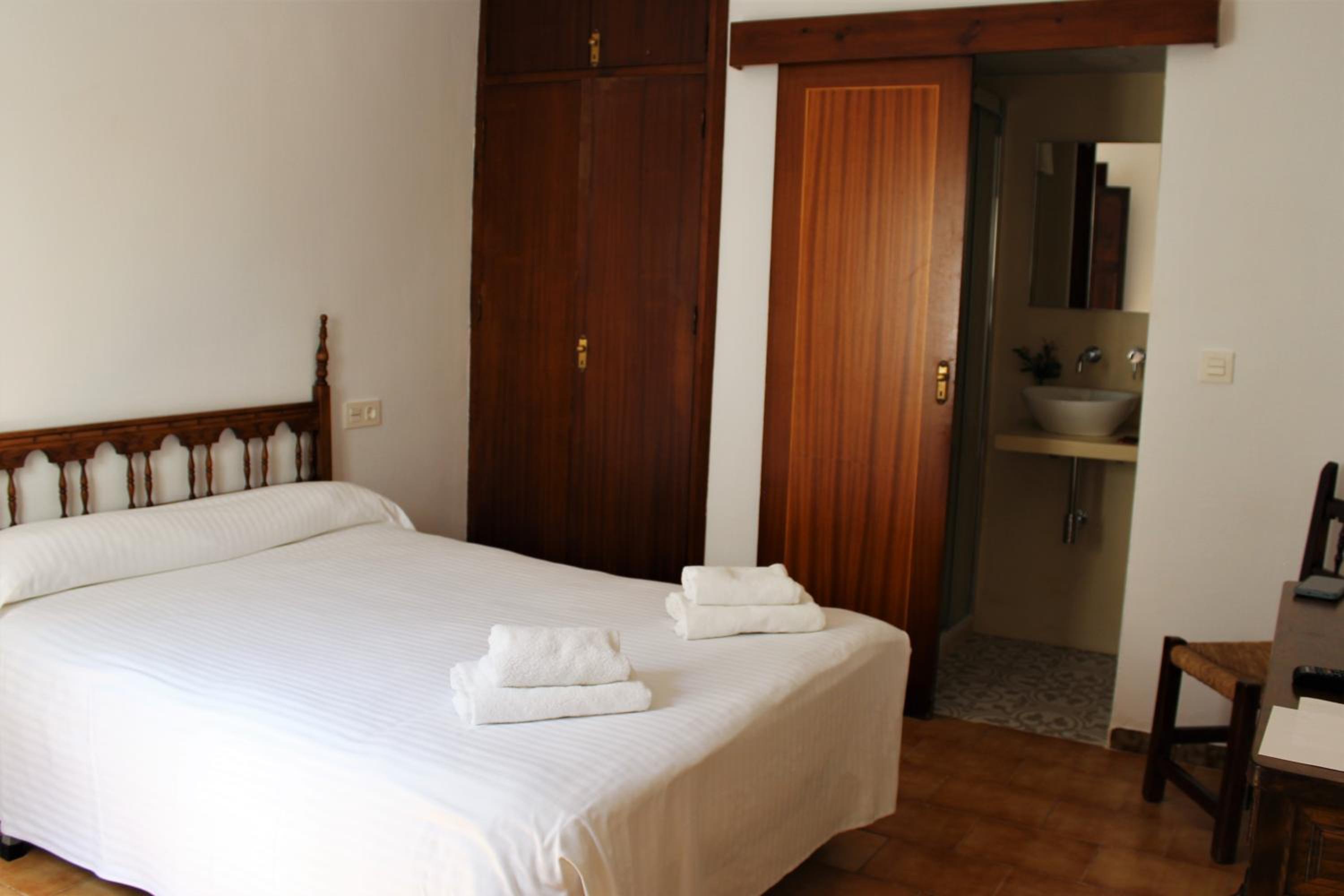 Double Room - Photo 1
