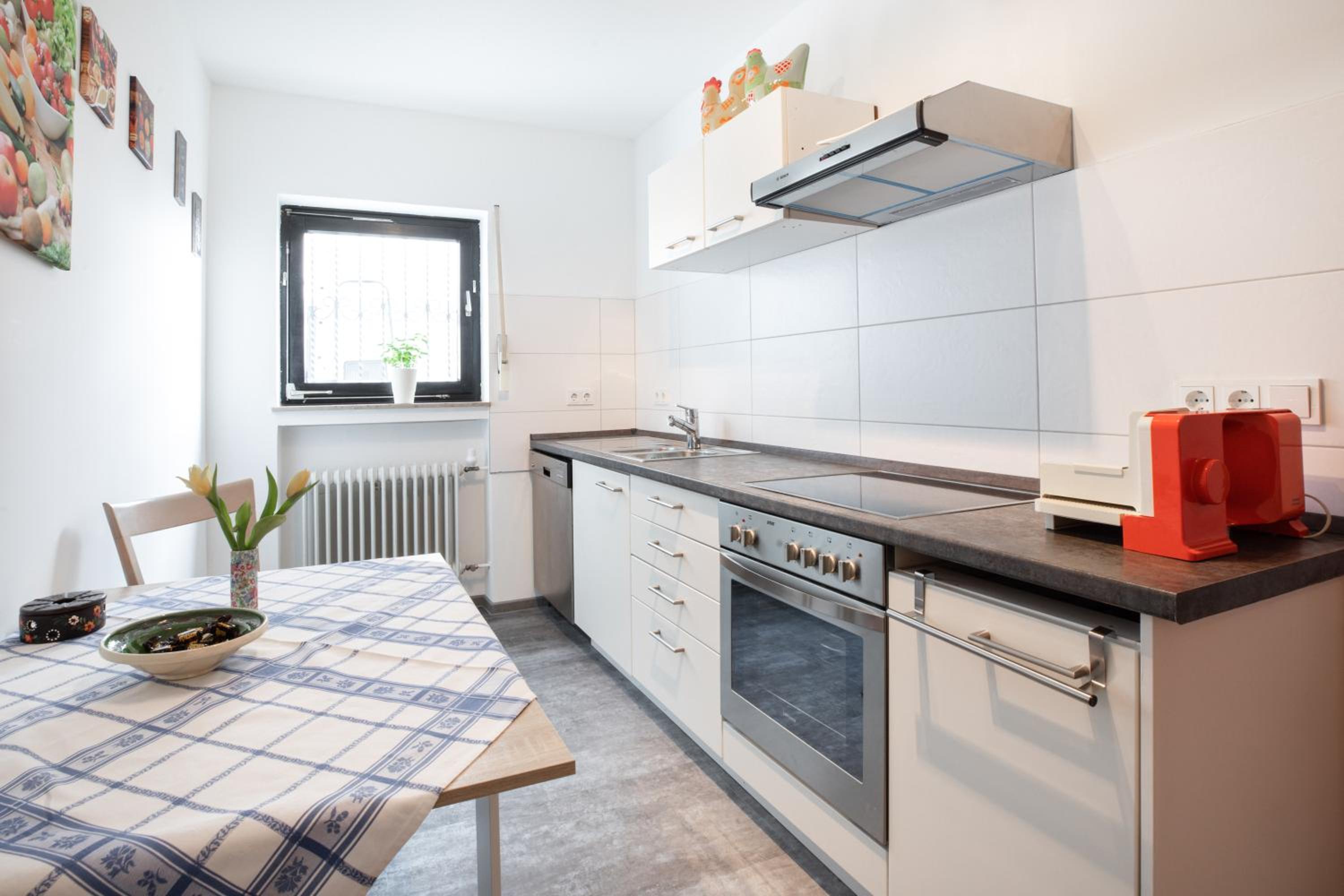 Two-Bedroom Apartment - Photo 6