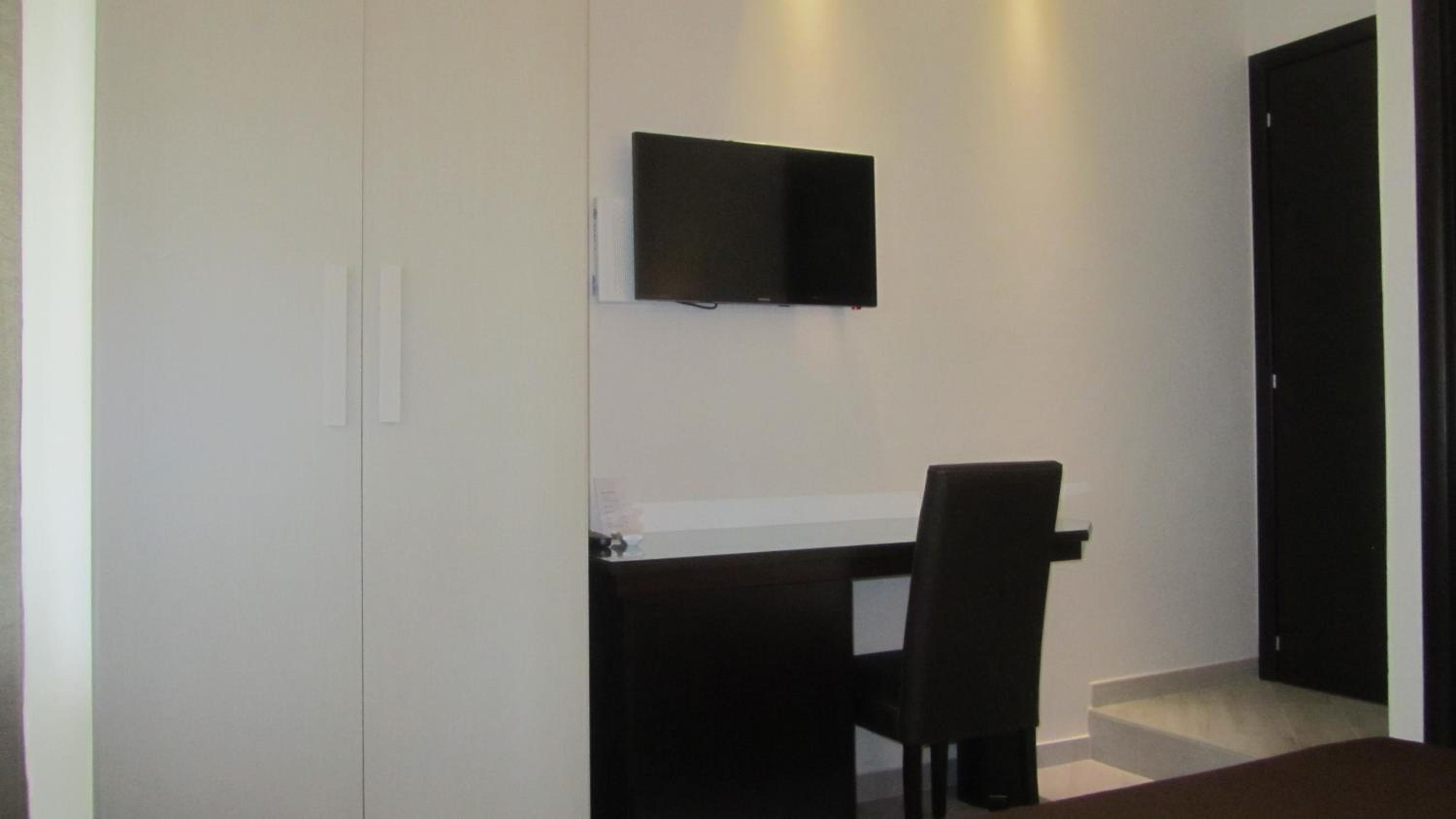 Double Room with Private Bathroom photo 3