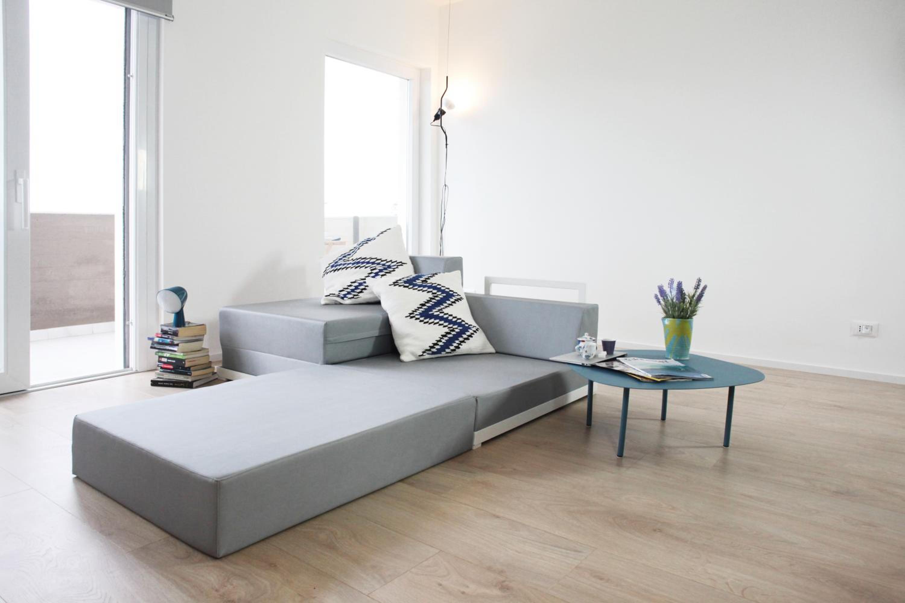 One-Bedroom Apartment with Balcony photo 2