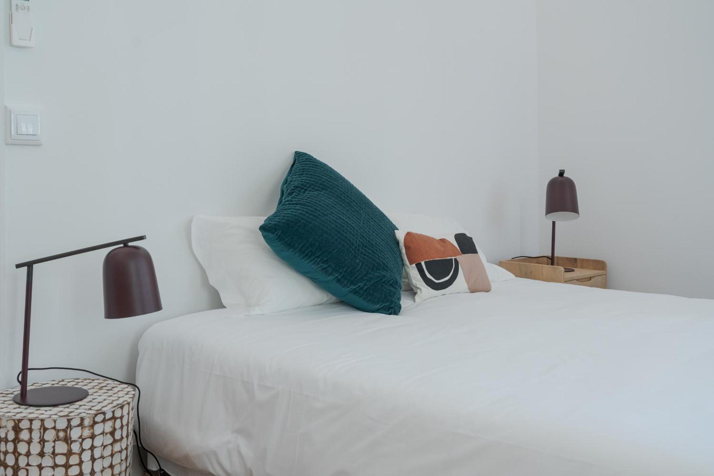 Deluxe Double or Twin Room with Garden View - Photo 11