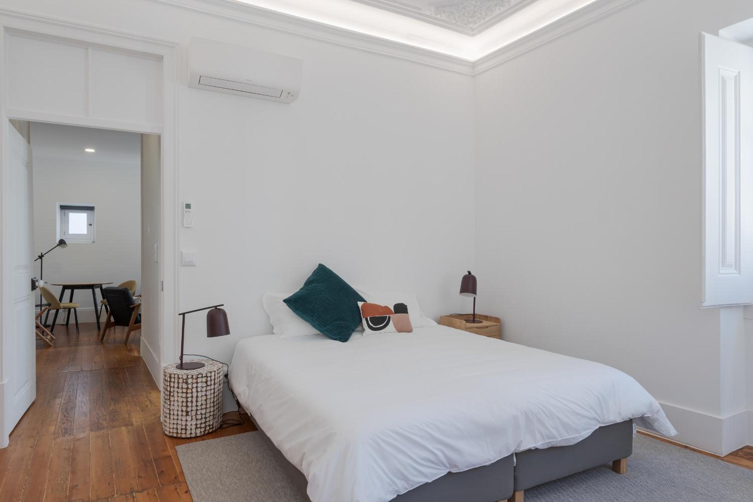 Deluxe Double or Twin Room with Garden View - Photo 16