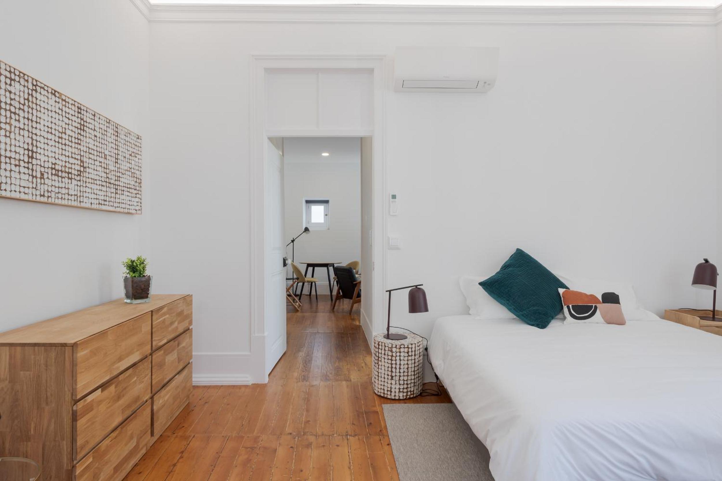 Deluxe Double or Twin Room with Garden View - Photo 12