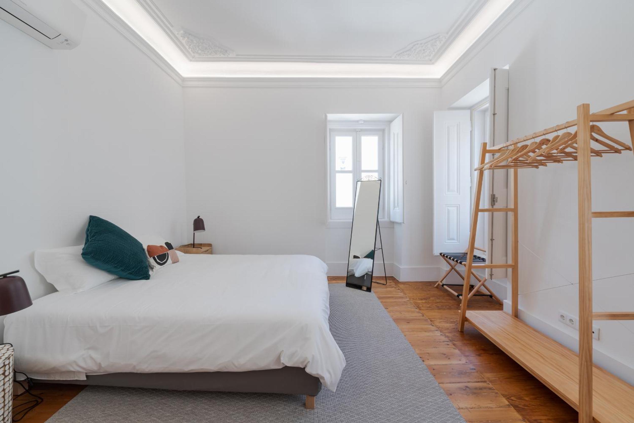 Deluxe Double or Twin Room with Garden View - Photo 19