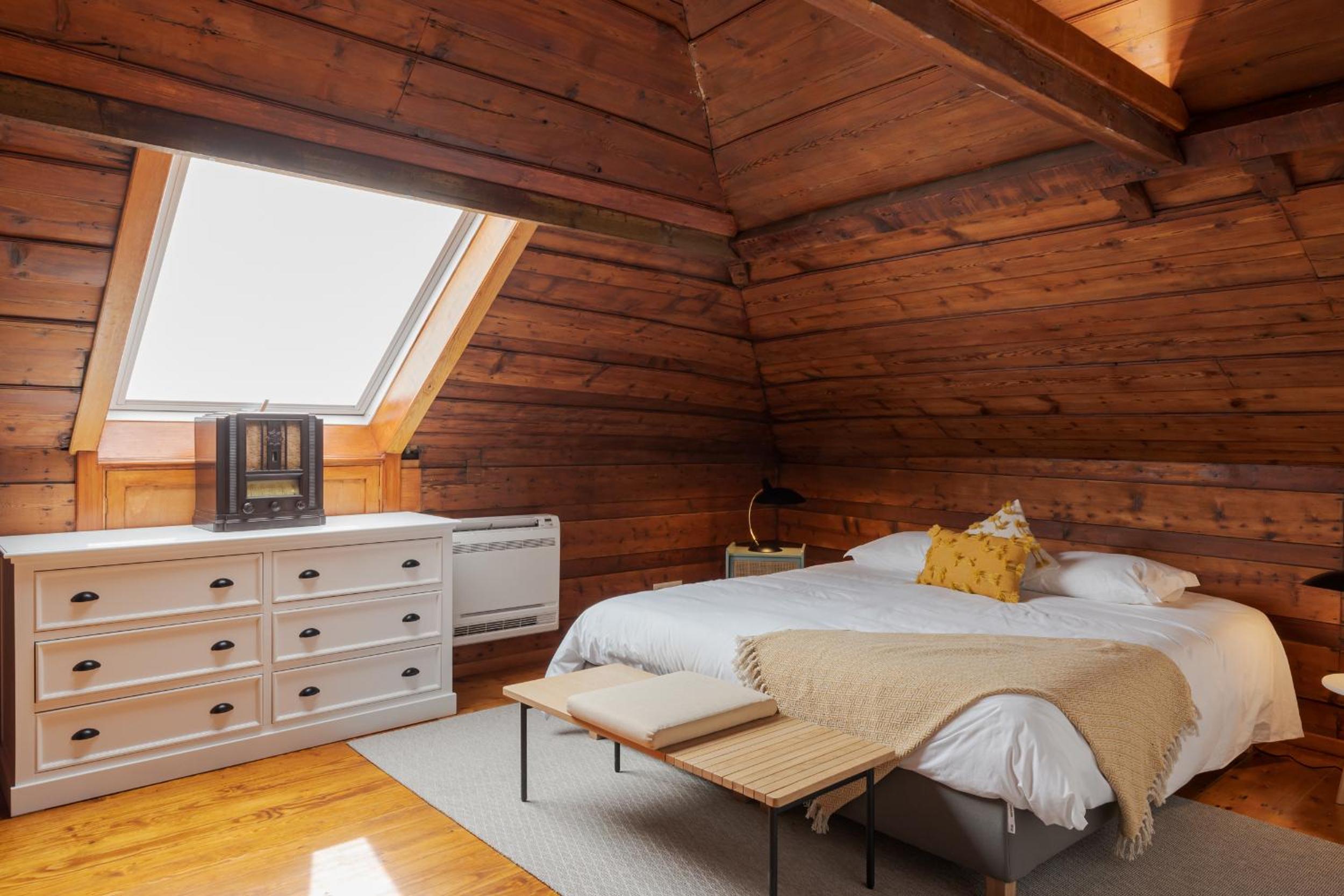 Superior Double or Twin Room - Photo 9