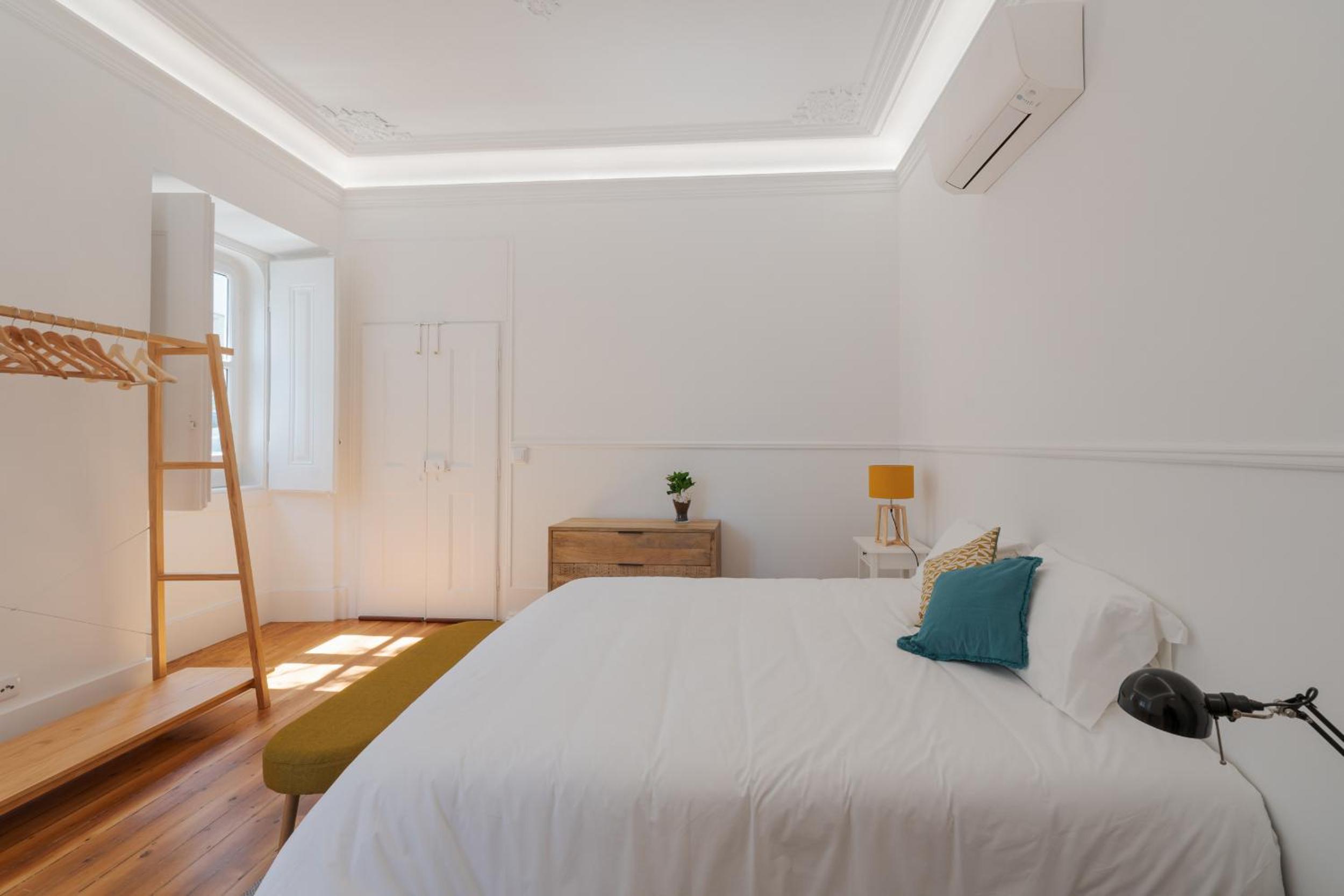 Deluxe Double or Twin Room - Photo 24