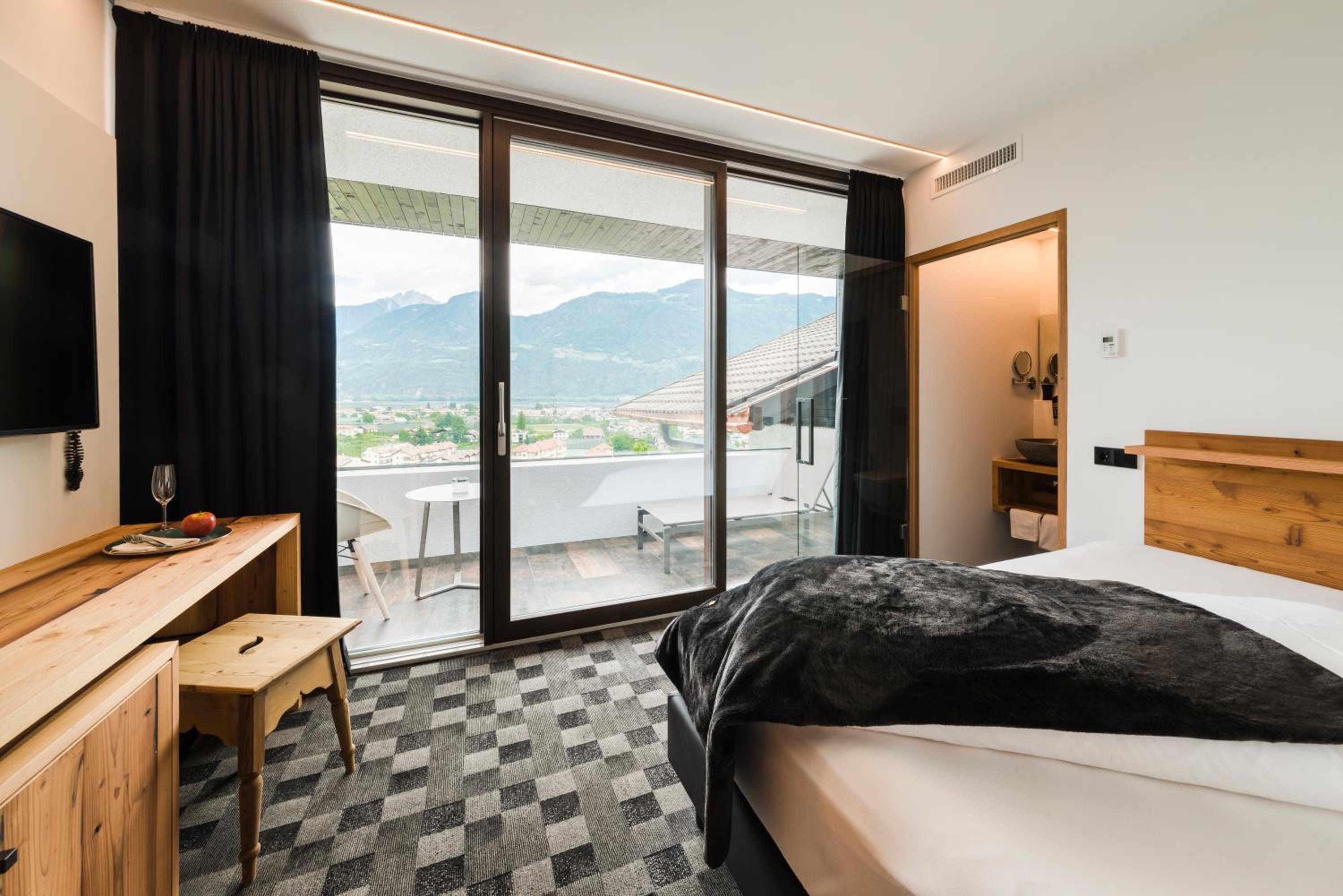 Single Room with Balcony photo 1