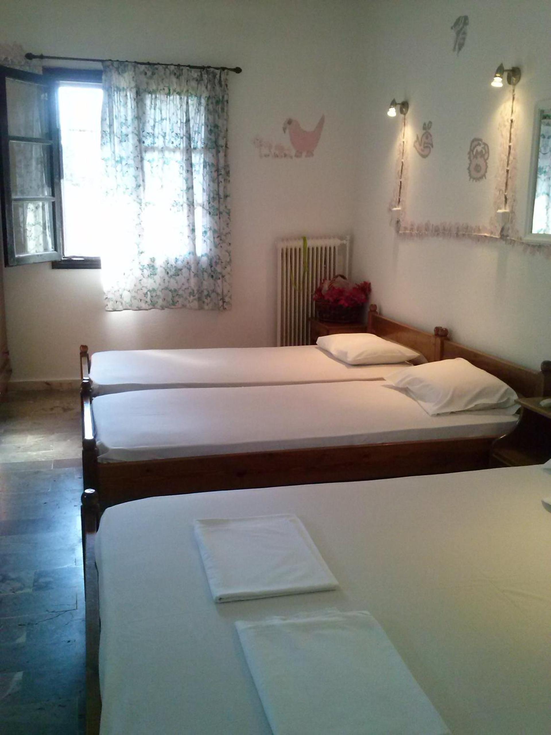 Quadruple Room with Balcony photo 1