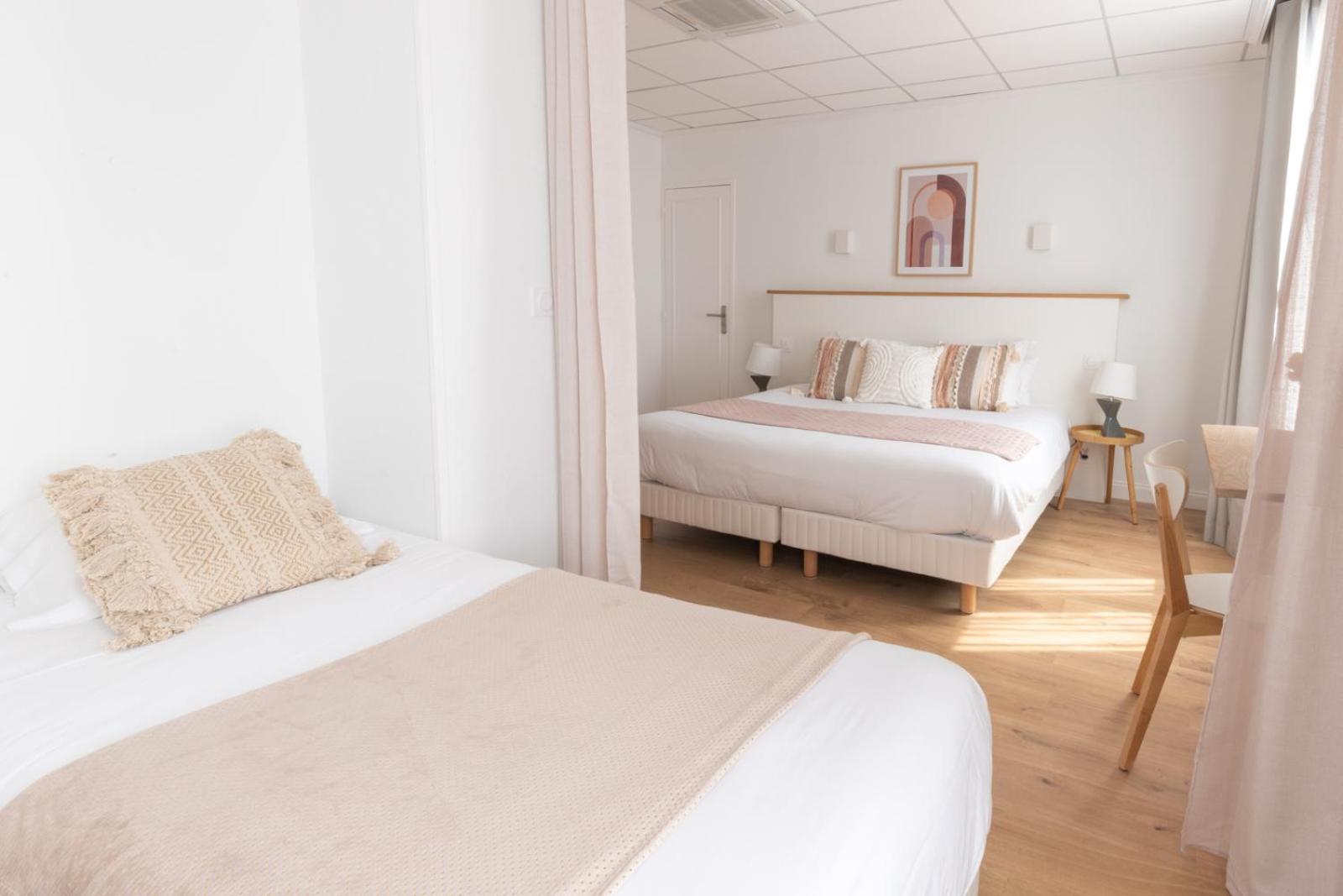 Quadruple Room - Photo 8