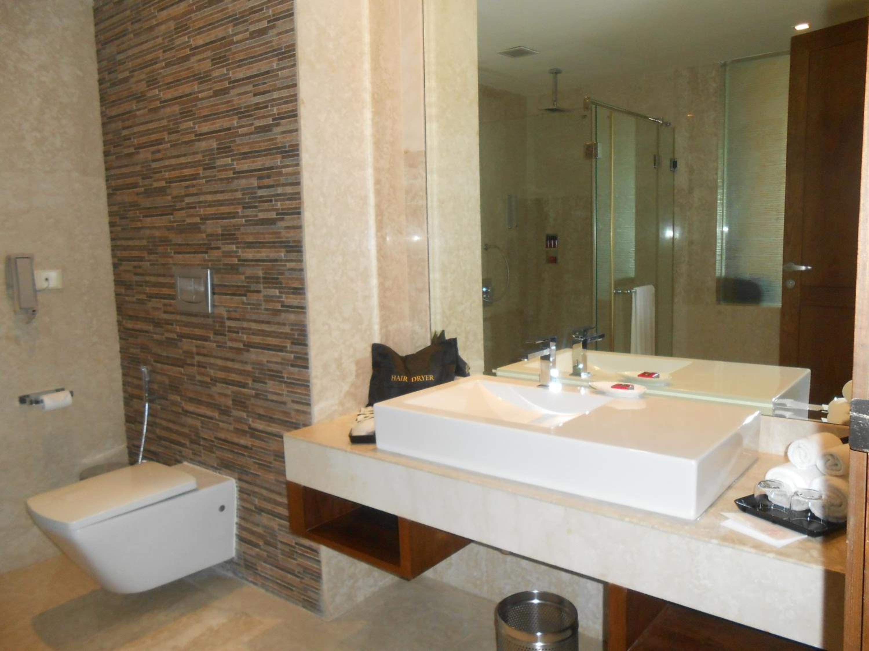 Deluxe Twin Room (Complimentary Welcome Drink on arrival)