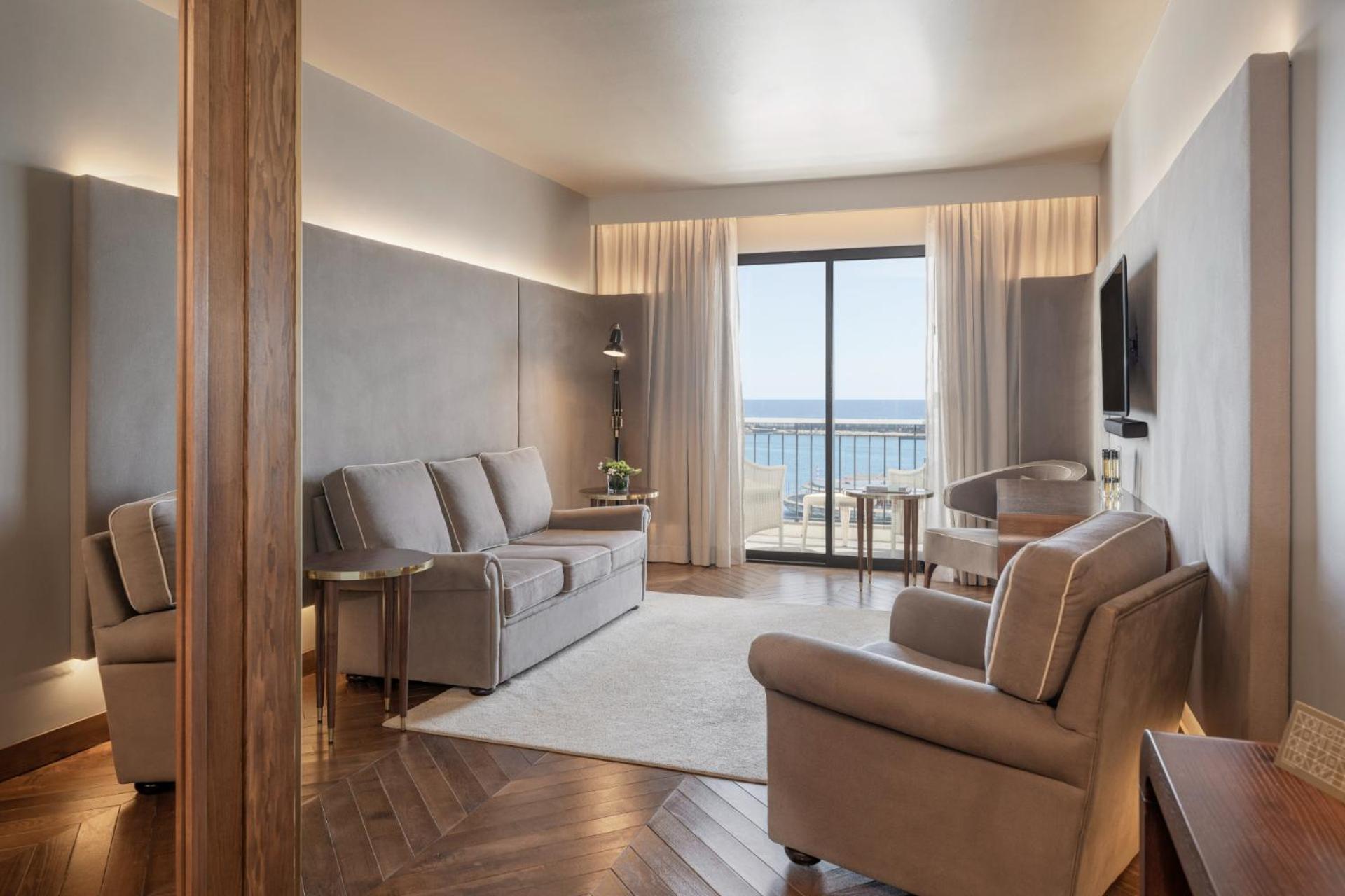 Suite with Ocean View - Photo 2