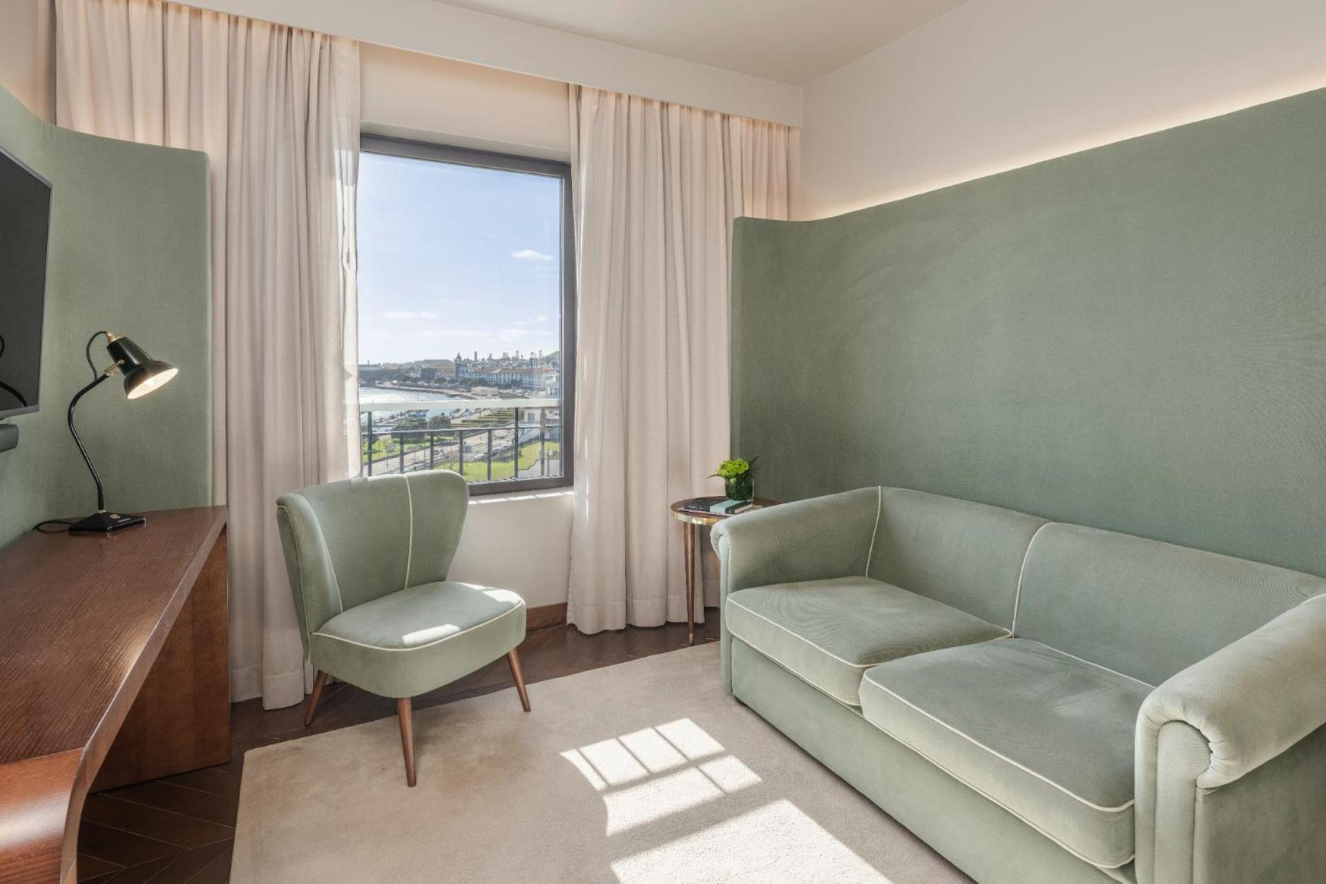 Junior Suite with Ocean View - Photo 3