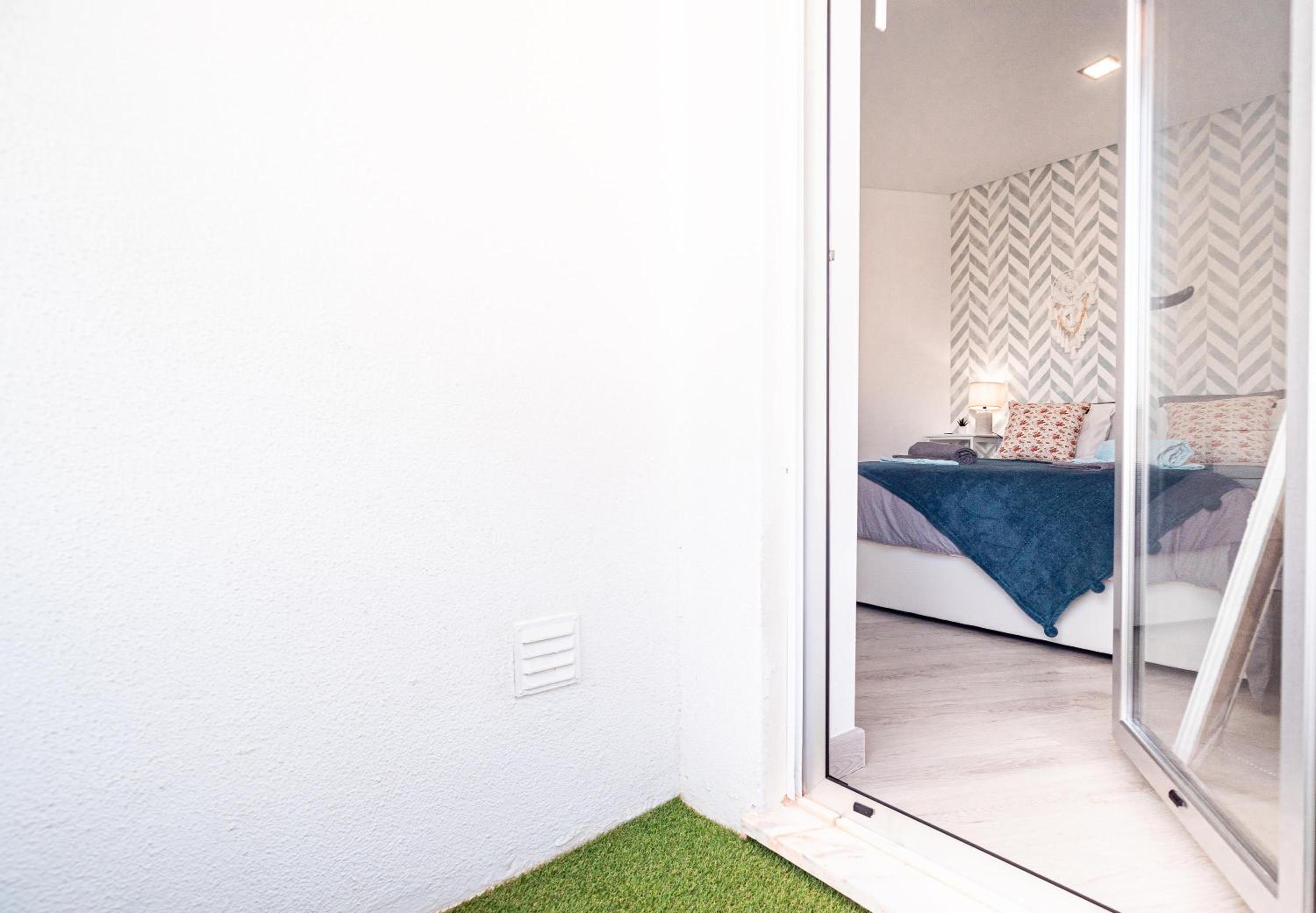Superior One-Bedroom Apartment with Balcony - Photo 3