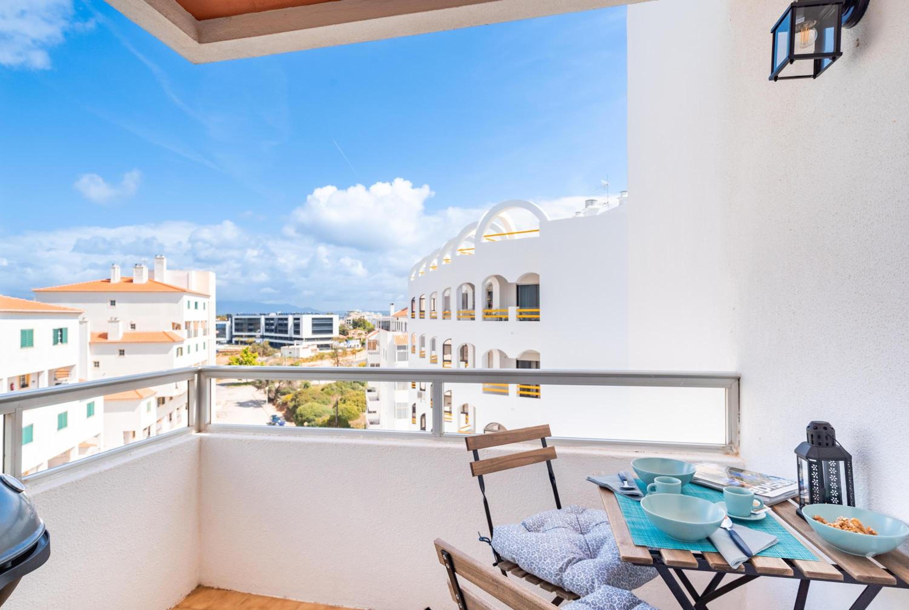 Superior One-Bedroom Apartment with Balcony - Photo 24