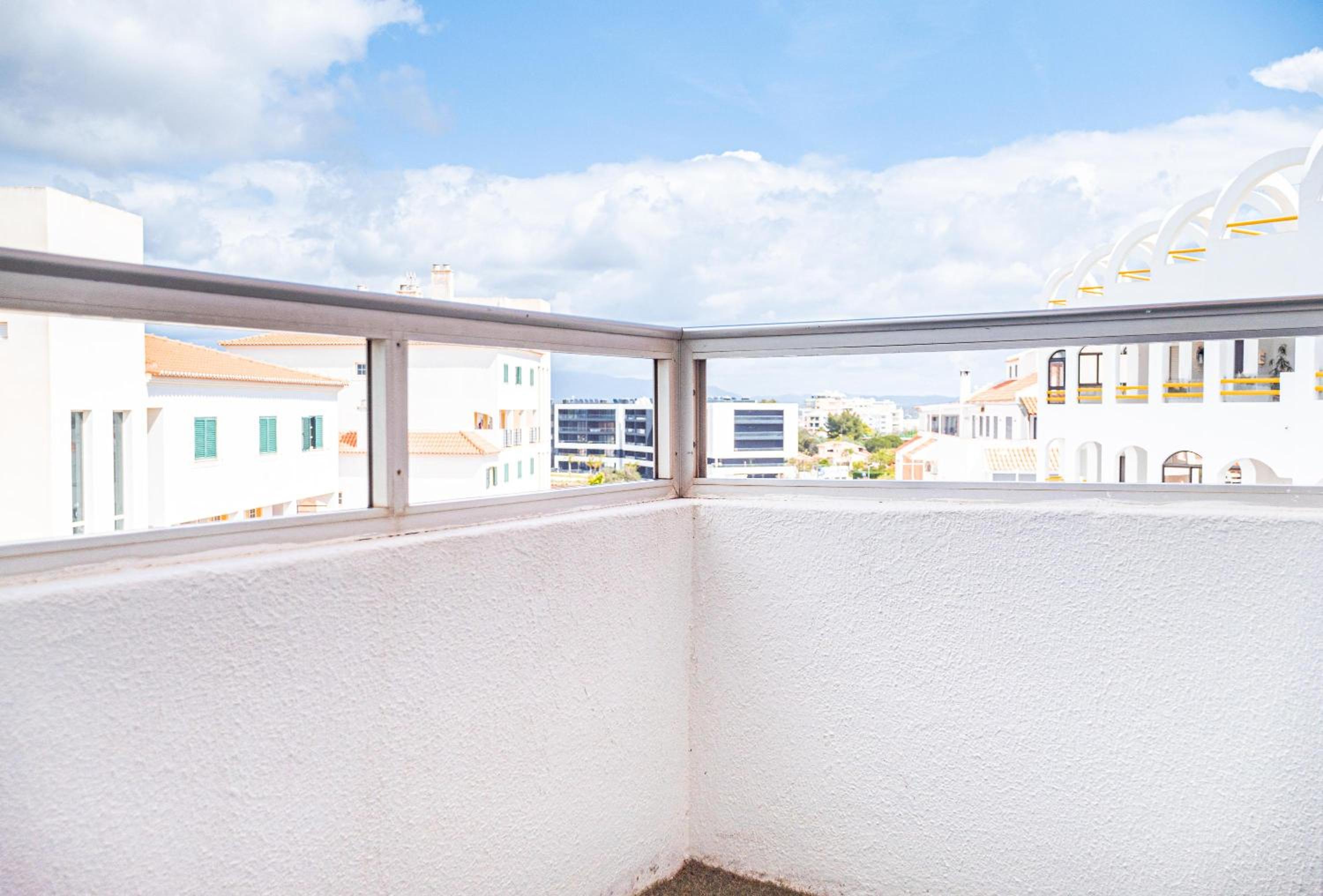 Superior One-Bedroom Apartment with Balcony - Photo 2