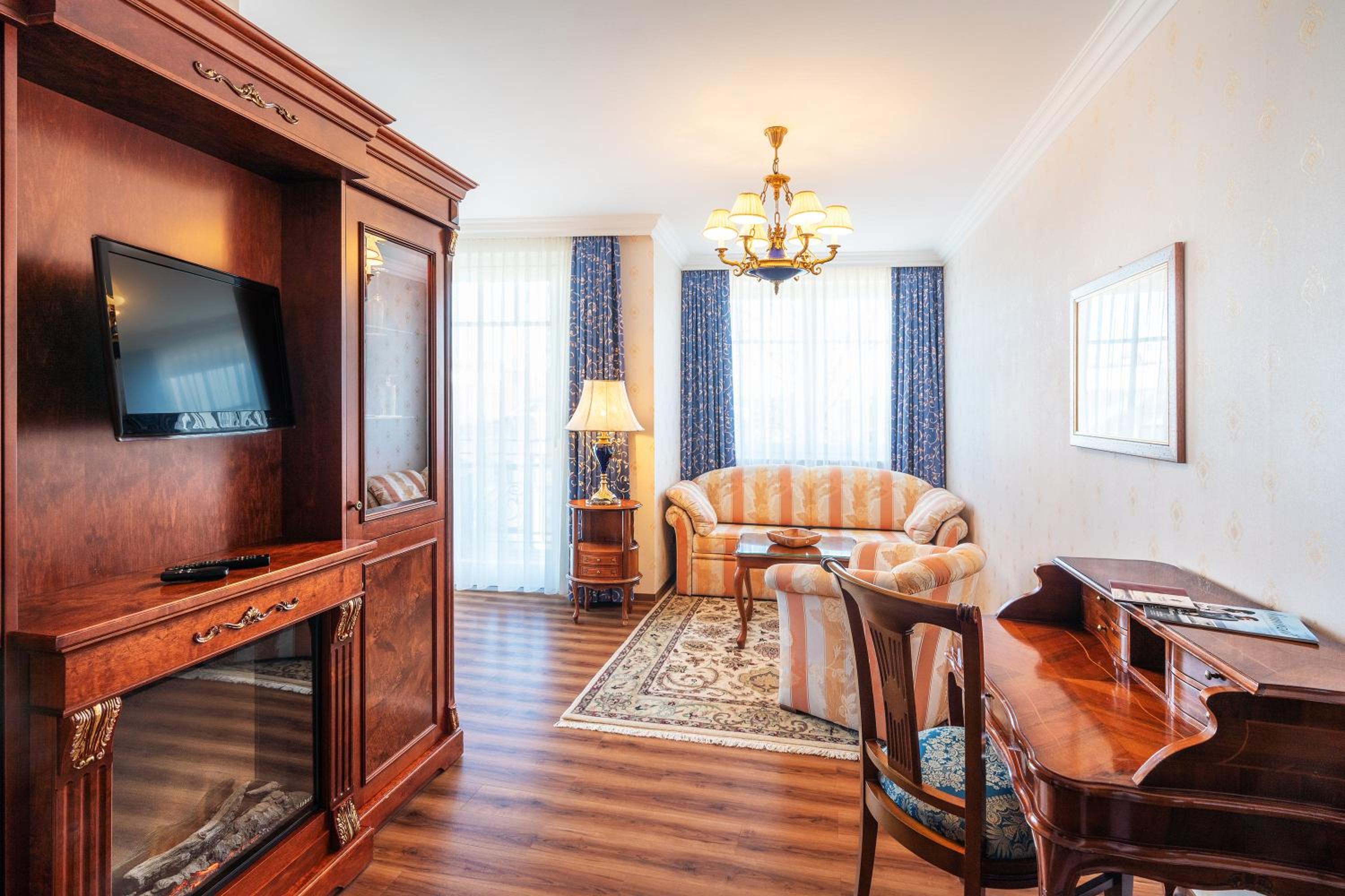 Family Suite photo 3