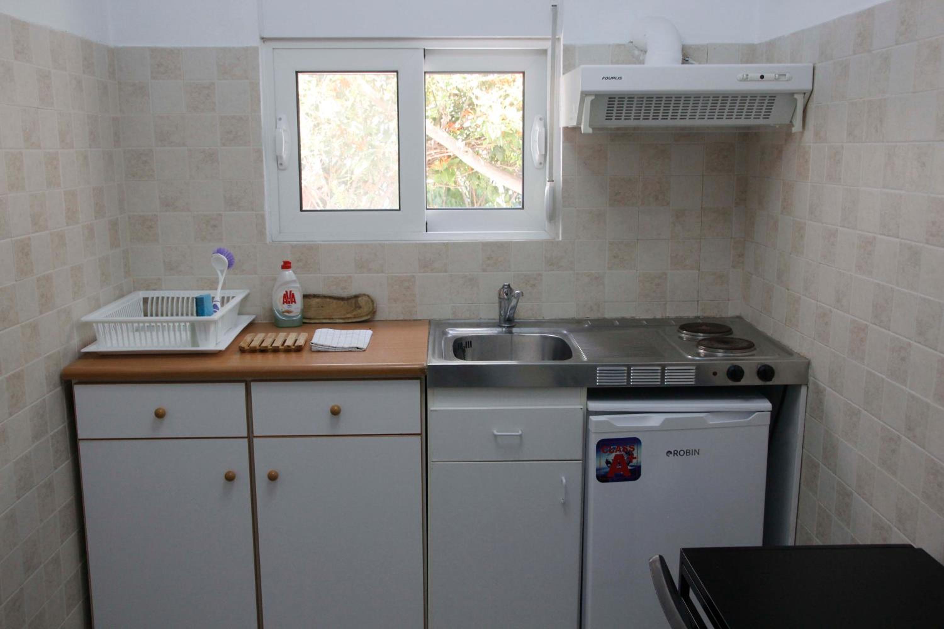 Standard Triple Room with Sea View photo 3