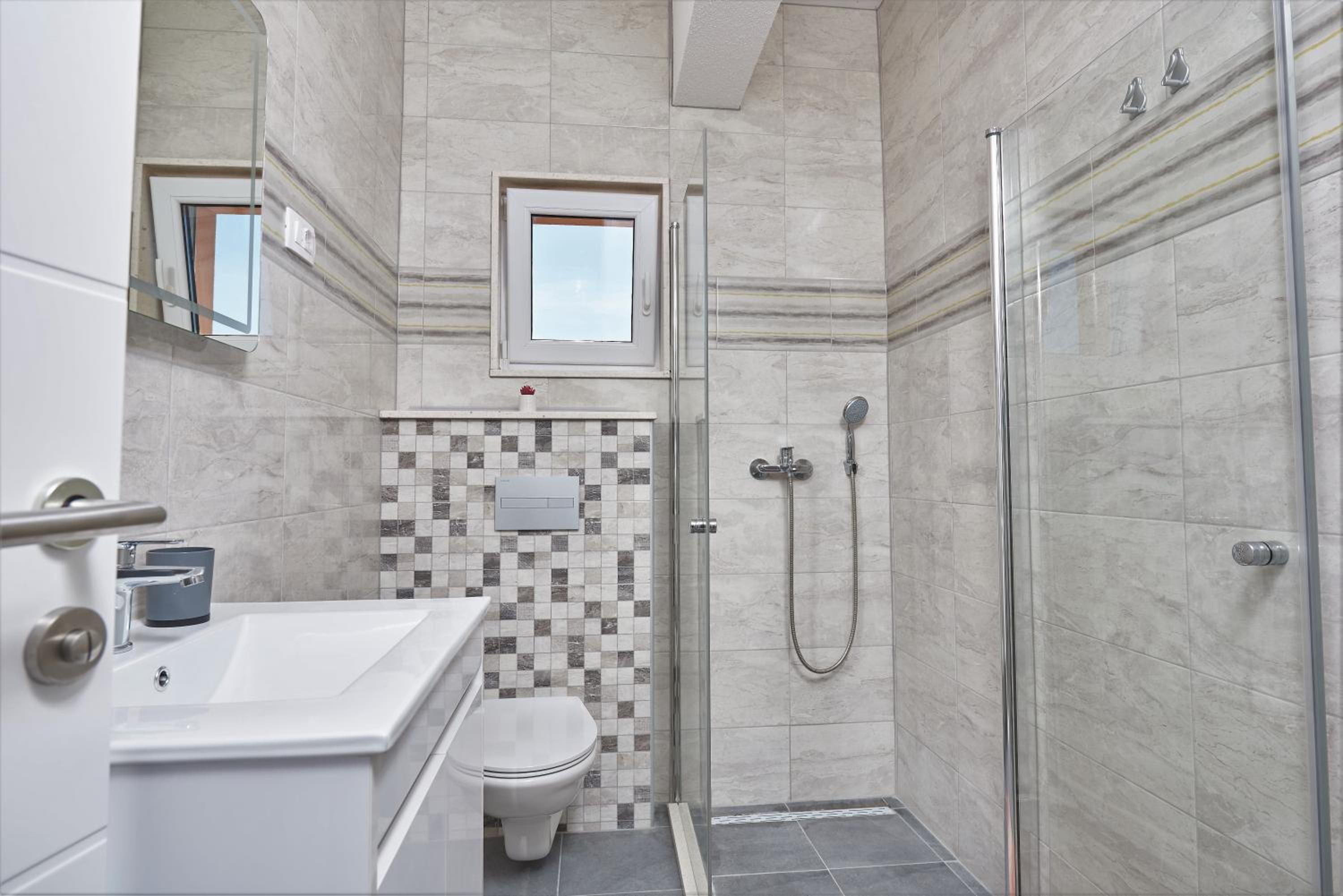 Twin Room with Sea View - Photo 2