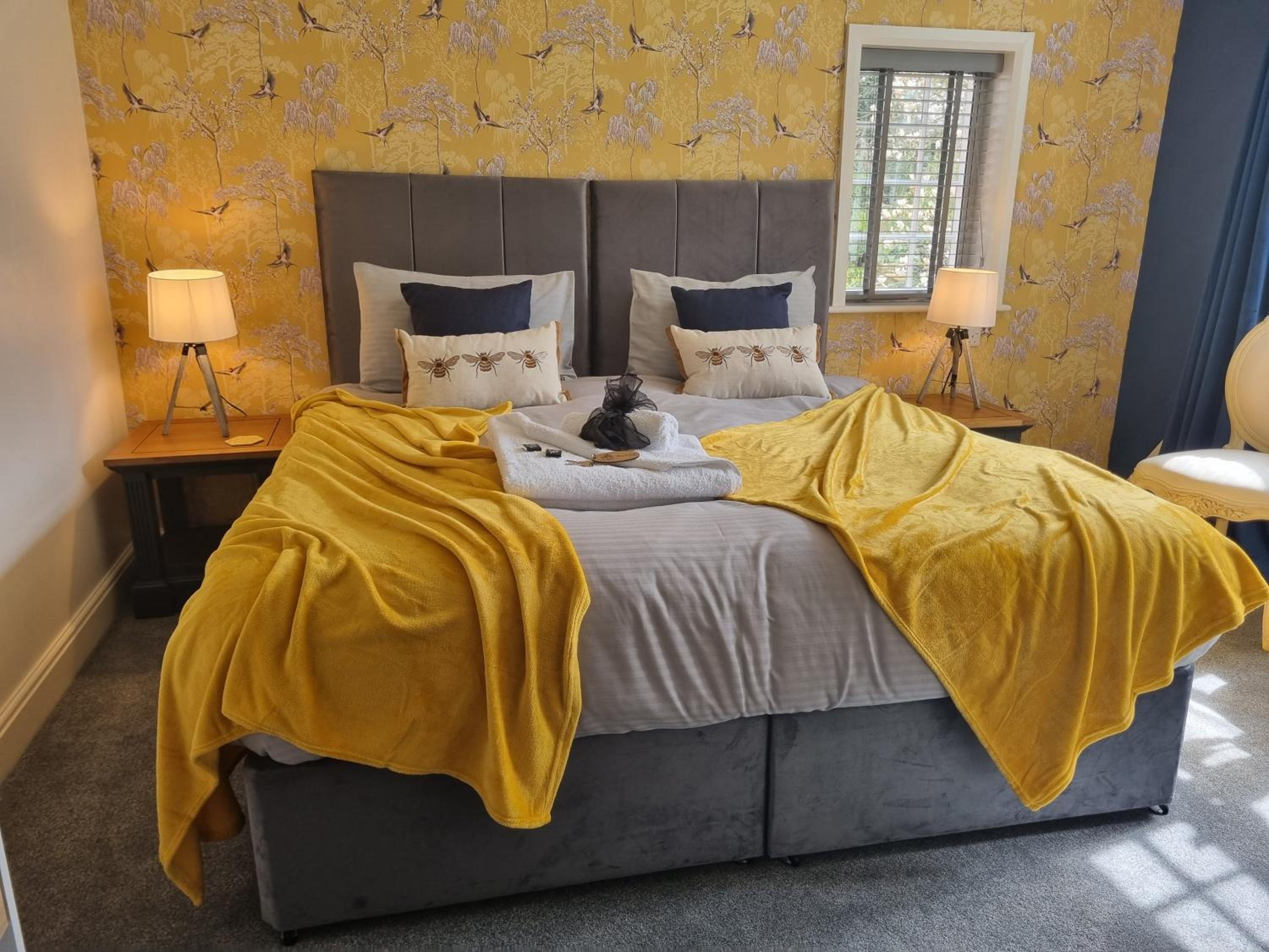 Twin Room with Garden View - Photo 11