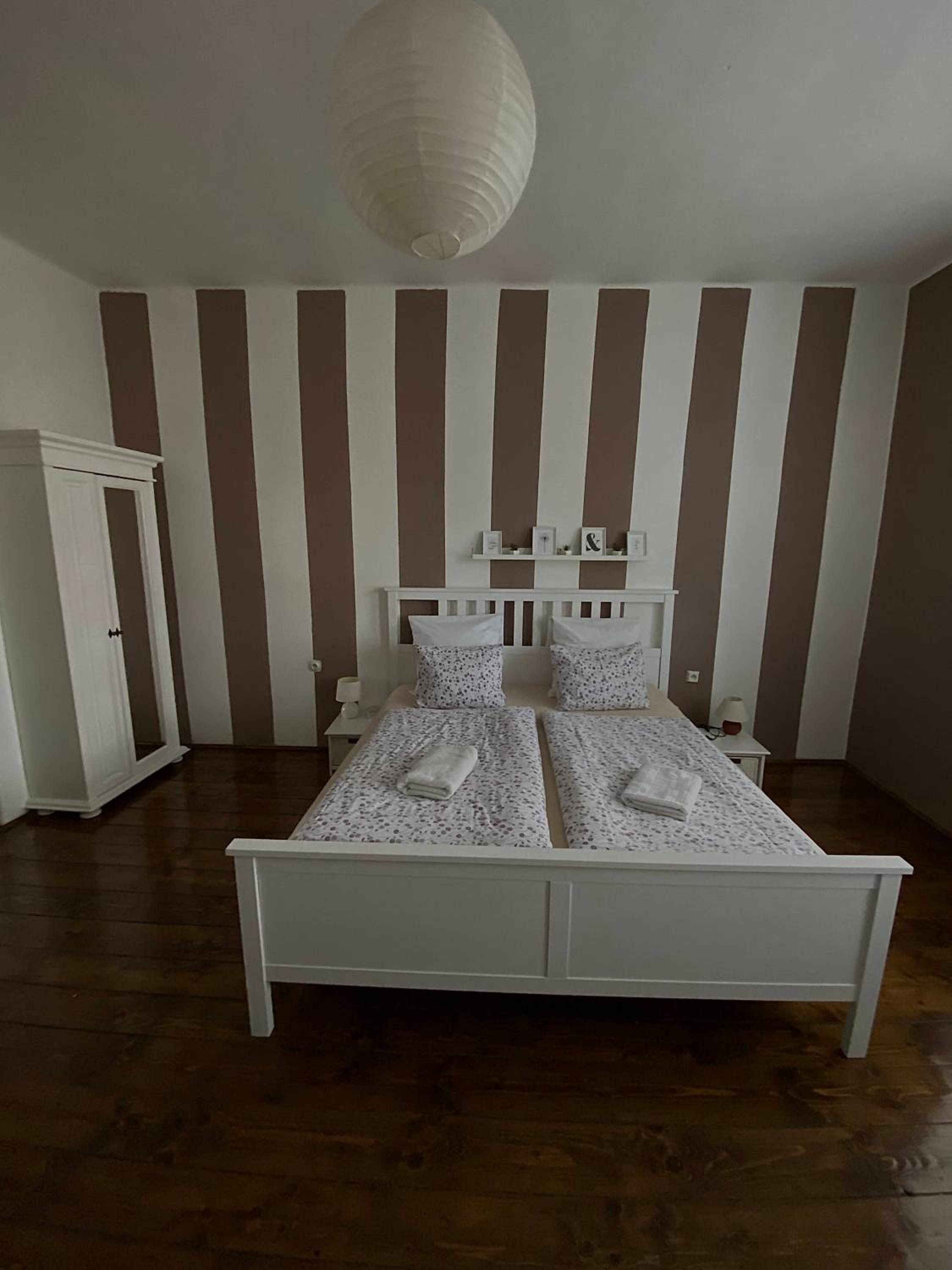 Double Room with Extra Bed - Photo 10
